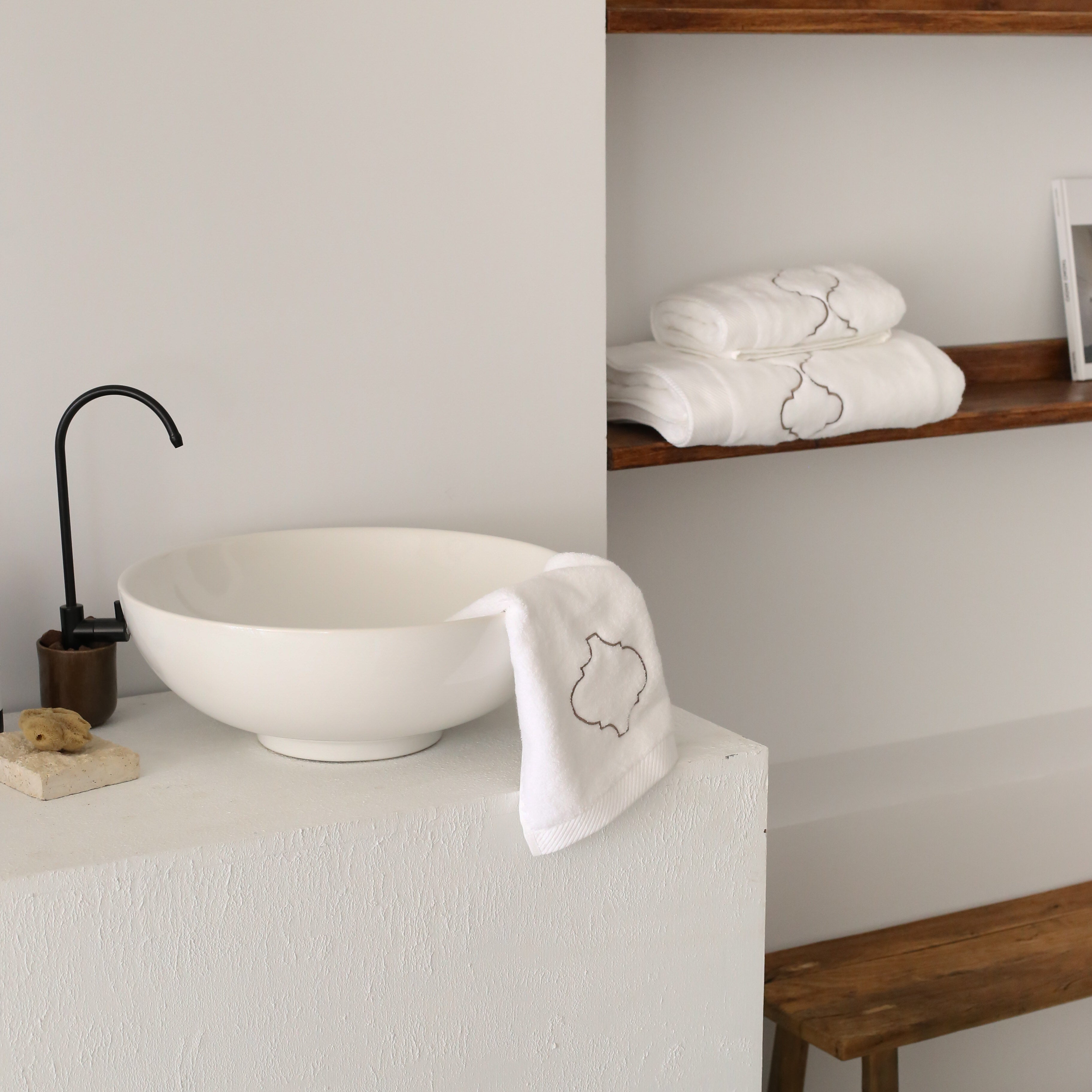 KM Home Collection-Baklava Model Pamuk El Havlusu-Havlu & Peştamal-3-Milagron.com