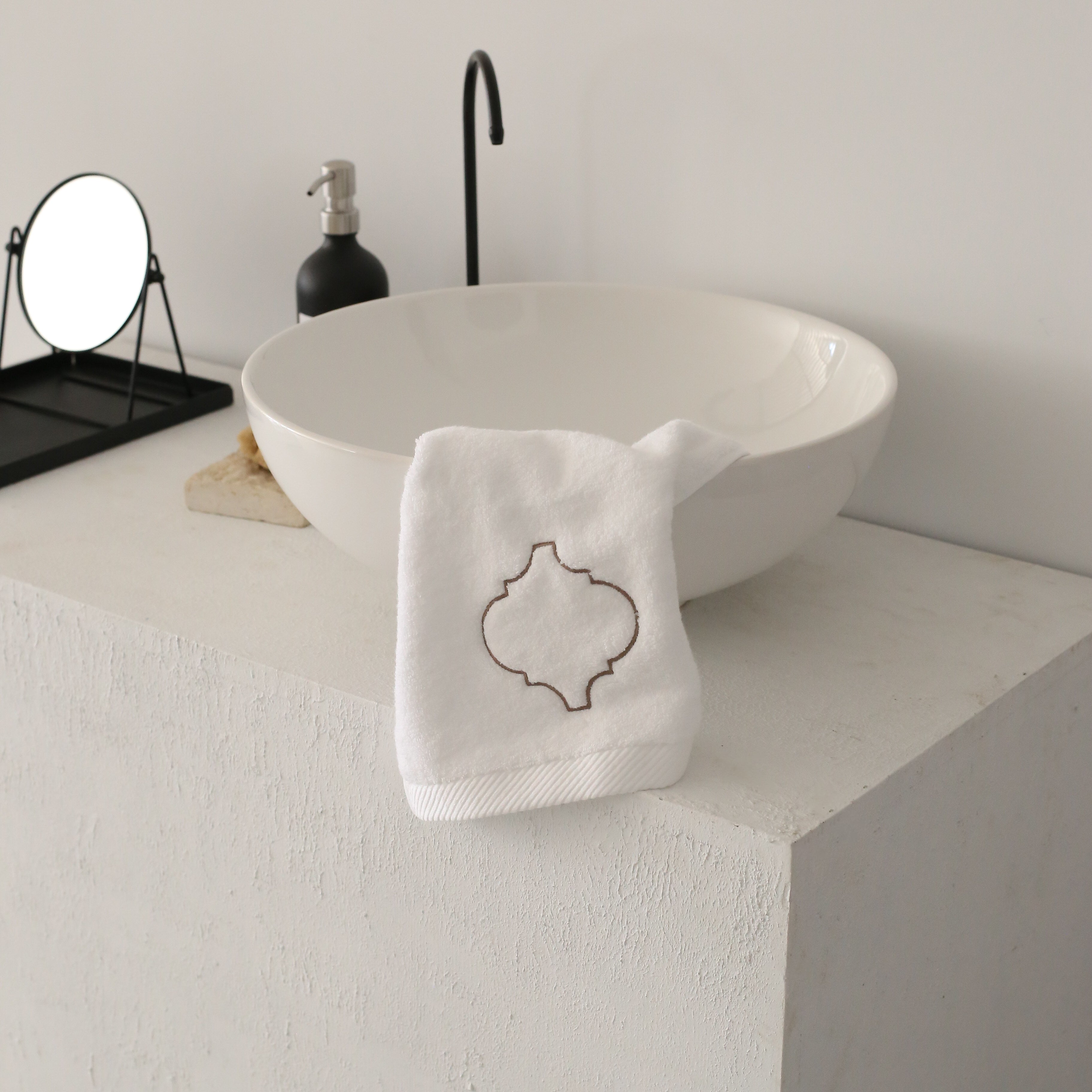 KM Home Collection-Baklava Model Pamuk El Havlusu-Havlu & Peştamal-4-Milagron.com