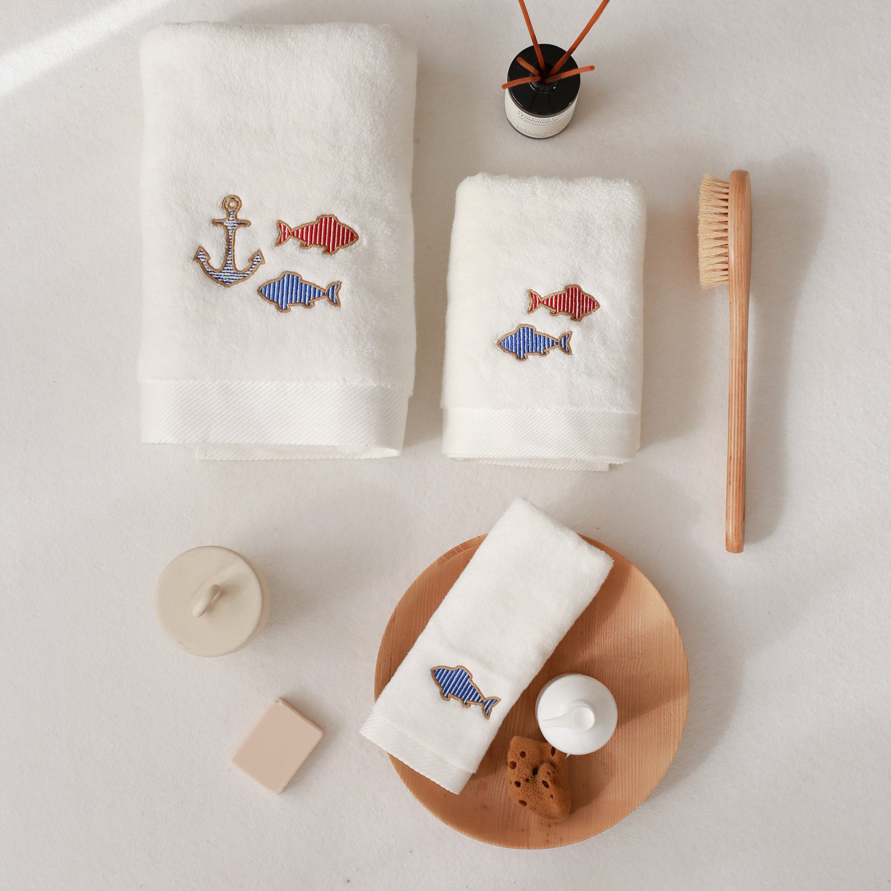 KM Home Collection-Balık İşlemeli El Havlusu-Havlu & Peştamal-2-Milagron.com