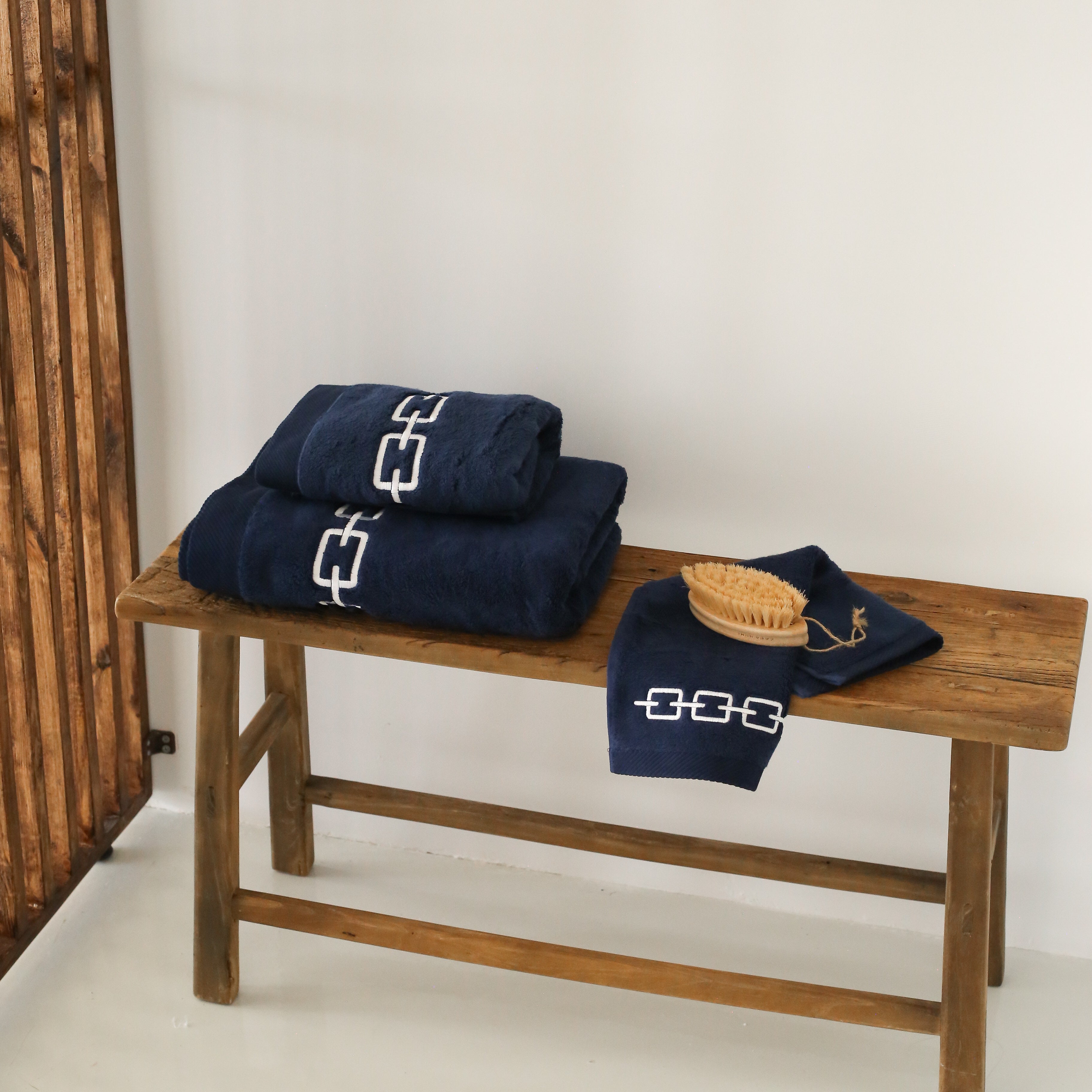 KM Home Collection-Beyaz Zincir İşlemeli Pamuk El Havlusu-Havlu & Peştamal-3-Milagron.com