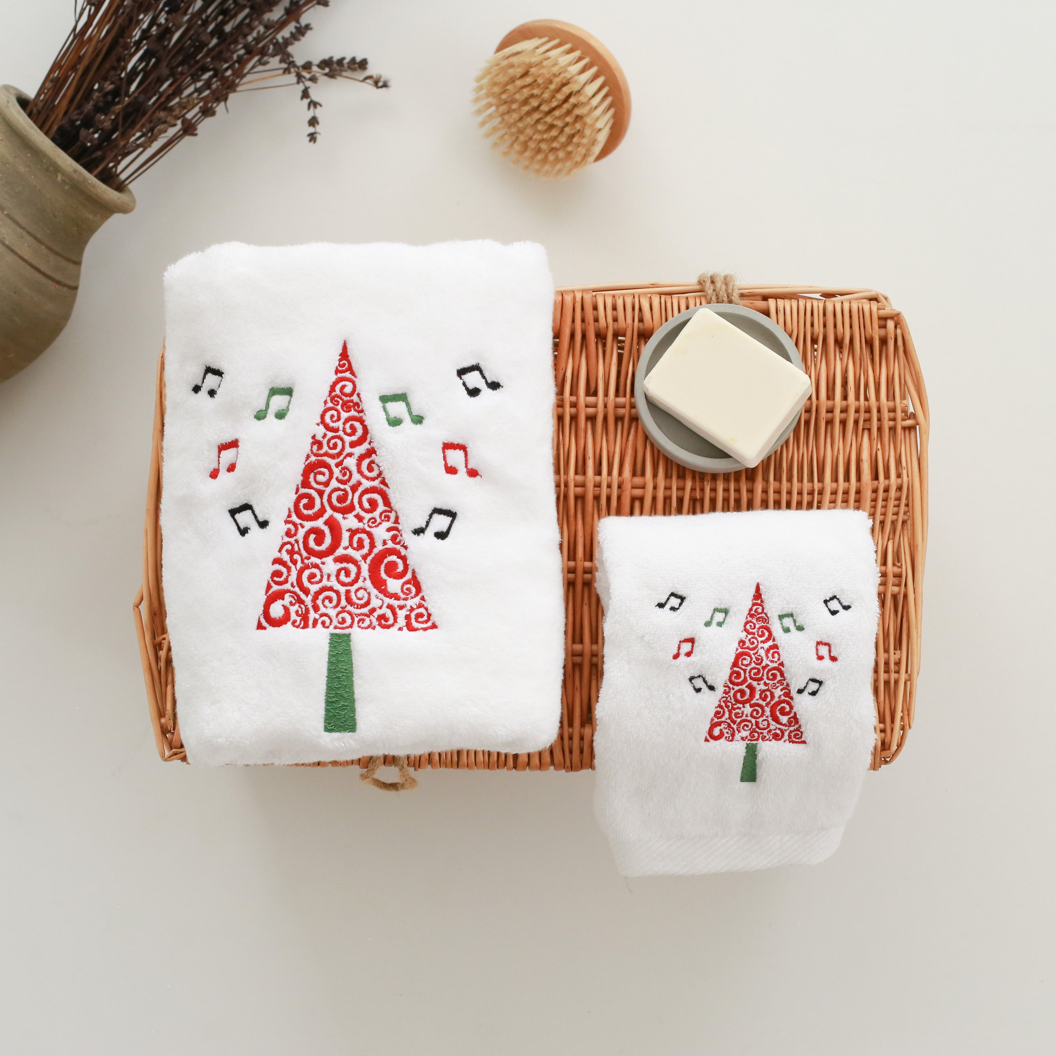 KM Home Collection-Çam İşlemeli Pamuk El Havlusu-Havlu & Peştamal-2-Milagron.com