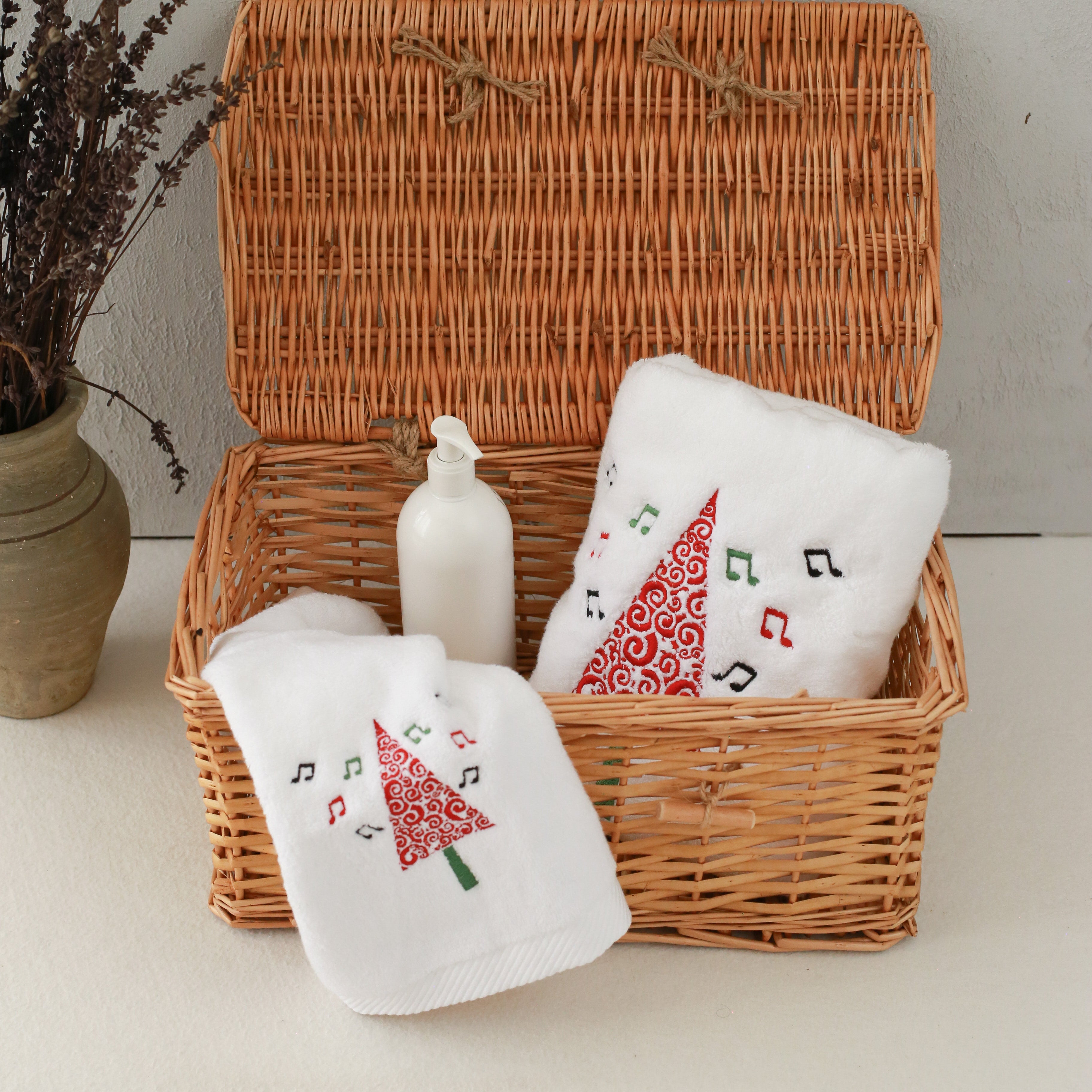 KM Home Collection-Çam İşlemeli Pamuk El Havlusu-Havlu & Peştamal-3-Milagron.com