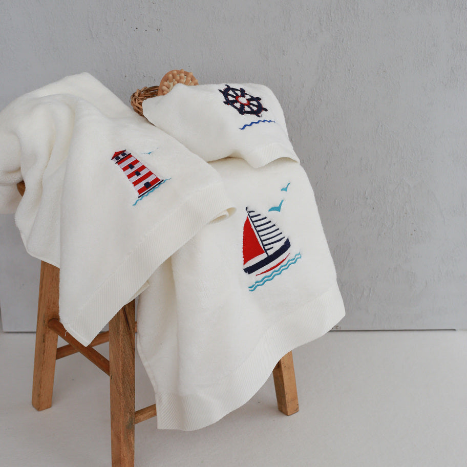 KM Home Collection-Deniz Feneri İşlemeli Yüz Havlusu-Havlu & Peştamal-2-Milagron.com