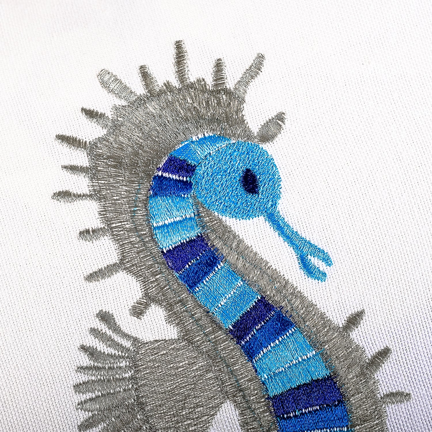 KM Home Collection-Denizatı İşlemeli Kırlent Kılıfı-Yastık Kılıfı-2-Milagron.com