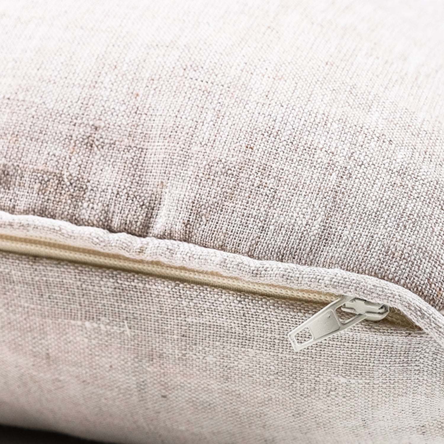 KM Home Collection-Göz İşlemeli Kırlent Kılıfı-Yastık Kılıfı-6-Milagron.com