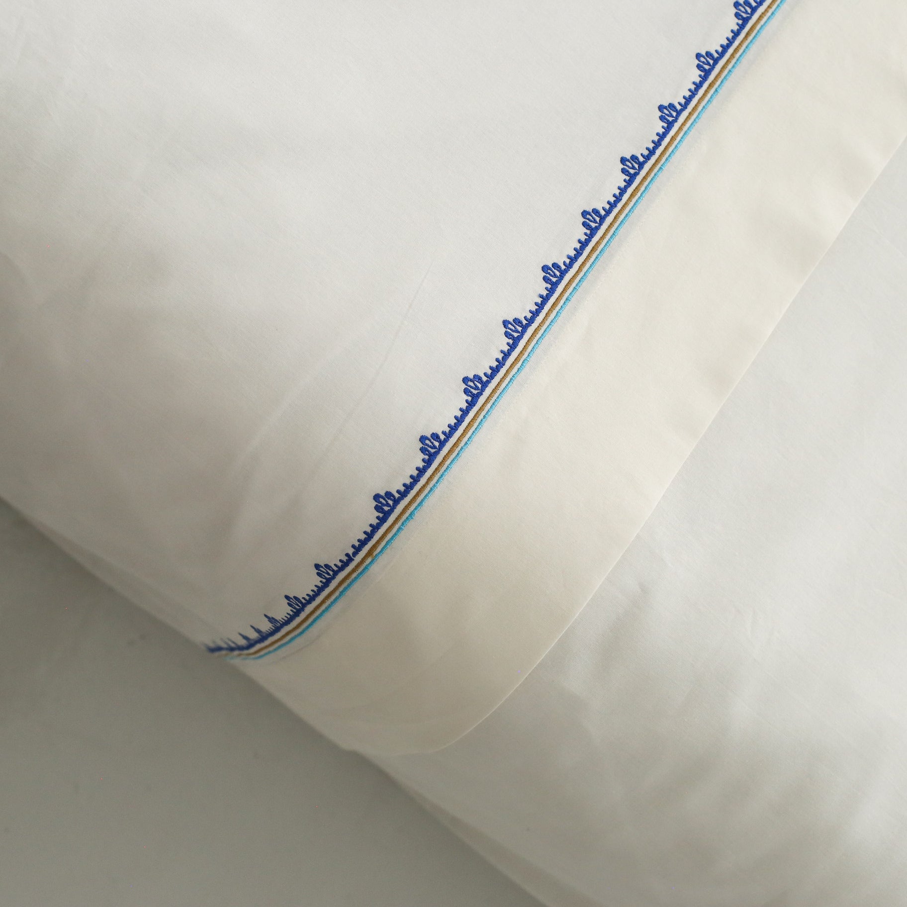 KM Home Collection-Göz İşlemeli Nevresim Takımı-Nevresim Takımı-2-Milagron.com