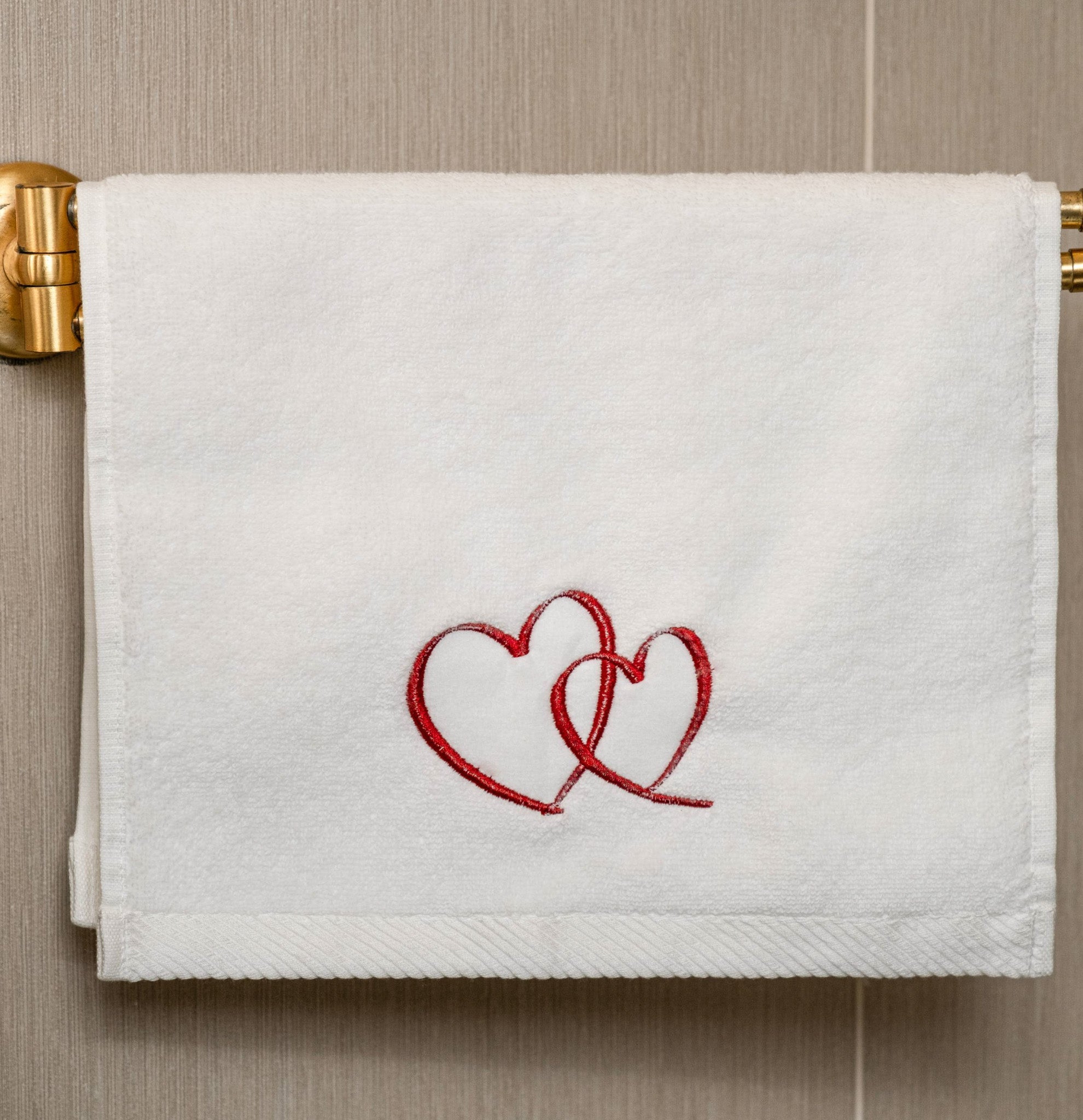 KM Home Collection-Kalp İşlemeli Pamuk El Havlusu-Havlu & Peştamal-3-Milagron.com