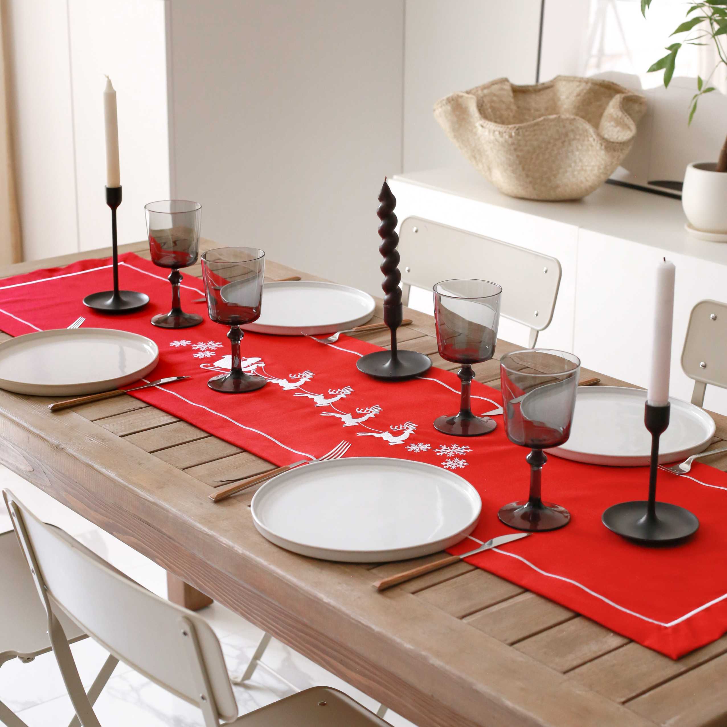 KM Home Collection-Kızak İşlemeli Pamuk Runner-Runner-3-Milagron.com