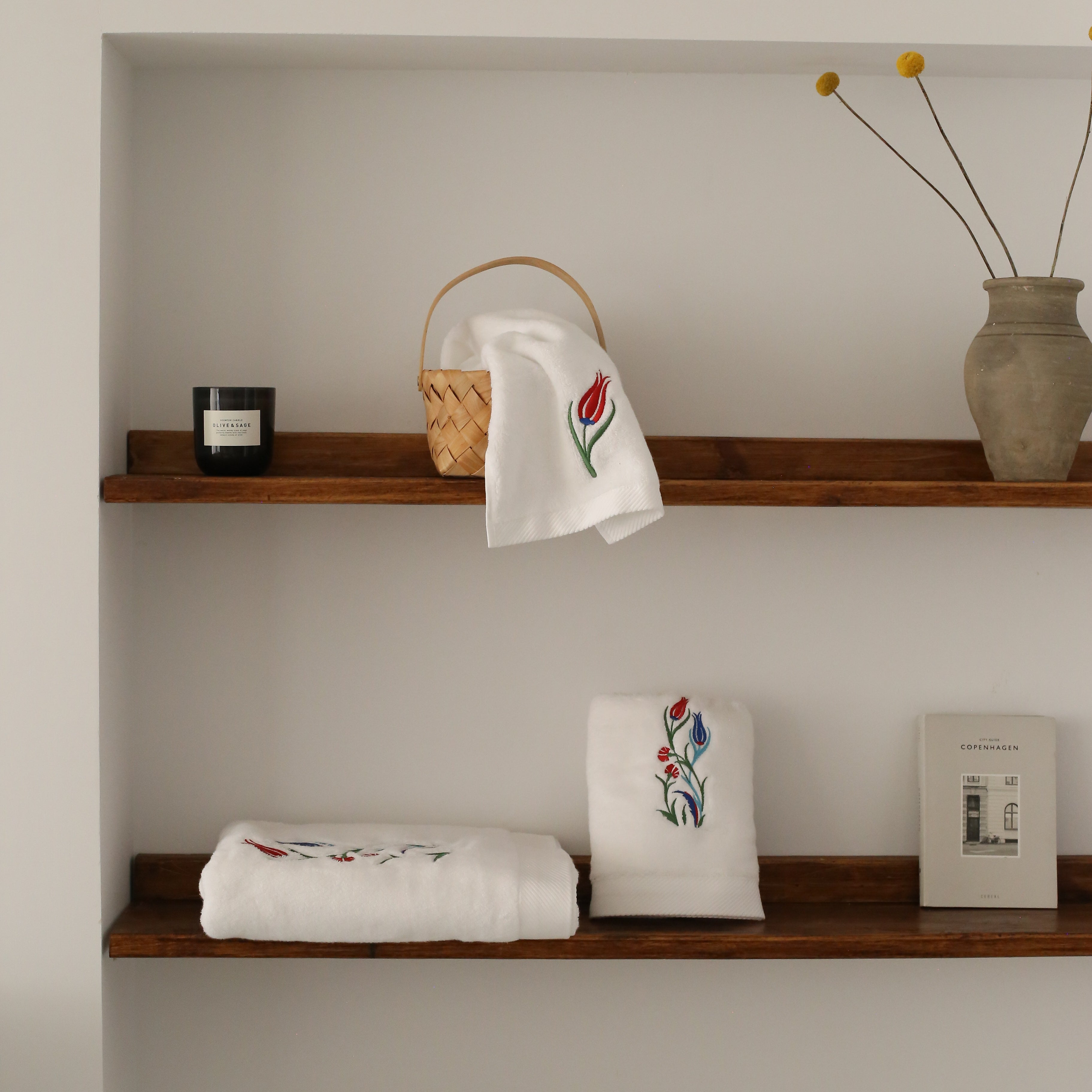 KM Home Collection-Lale İşlemeli Pamuk El Havlusu-Havlu & Peştamal-2-Milagron.com