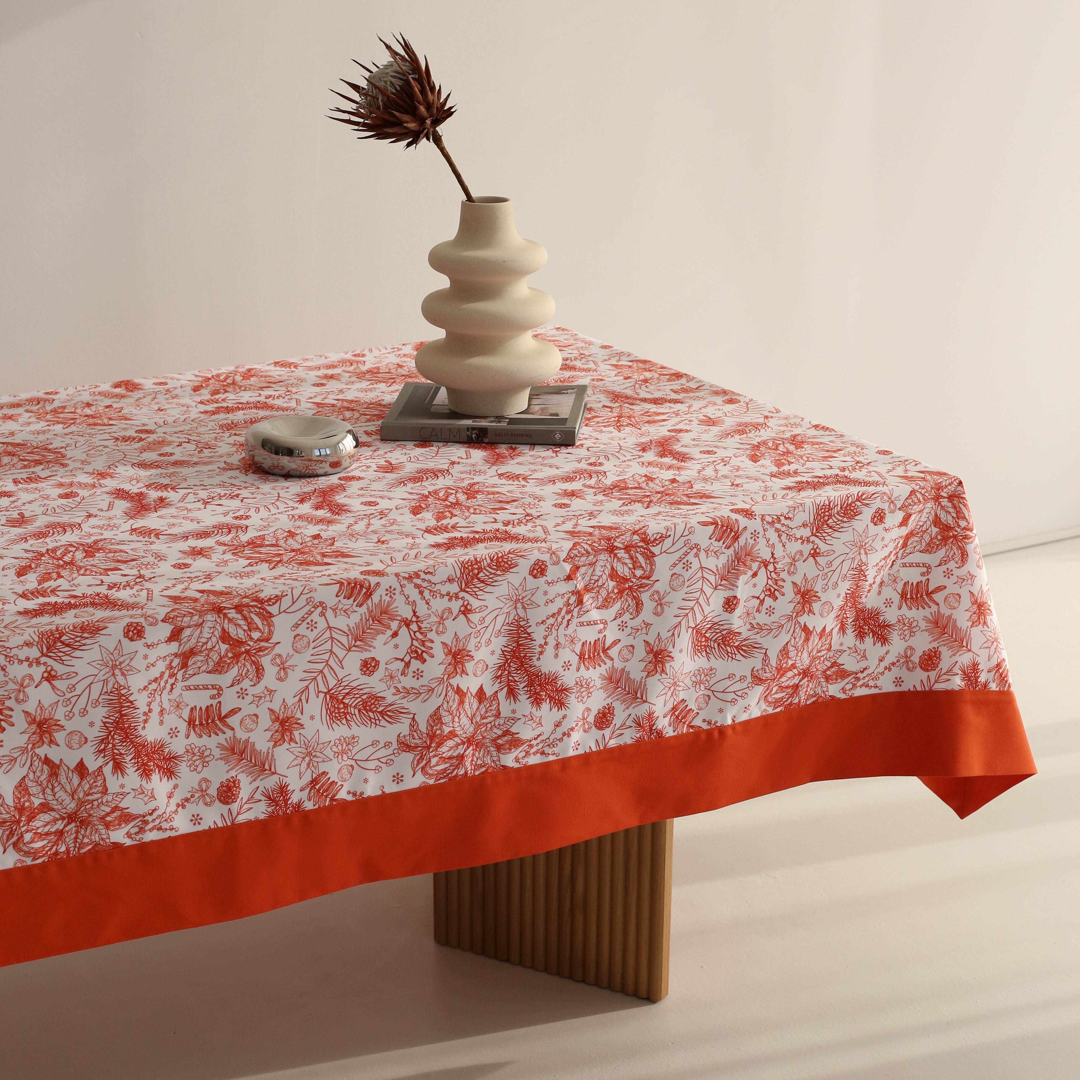 KM Home Collection-Turuncu Noel Desenli Masa Örtüsü-Masa Örtüleri-3-Milagron.com