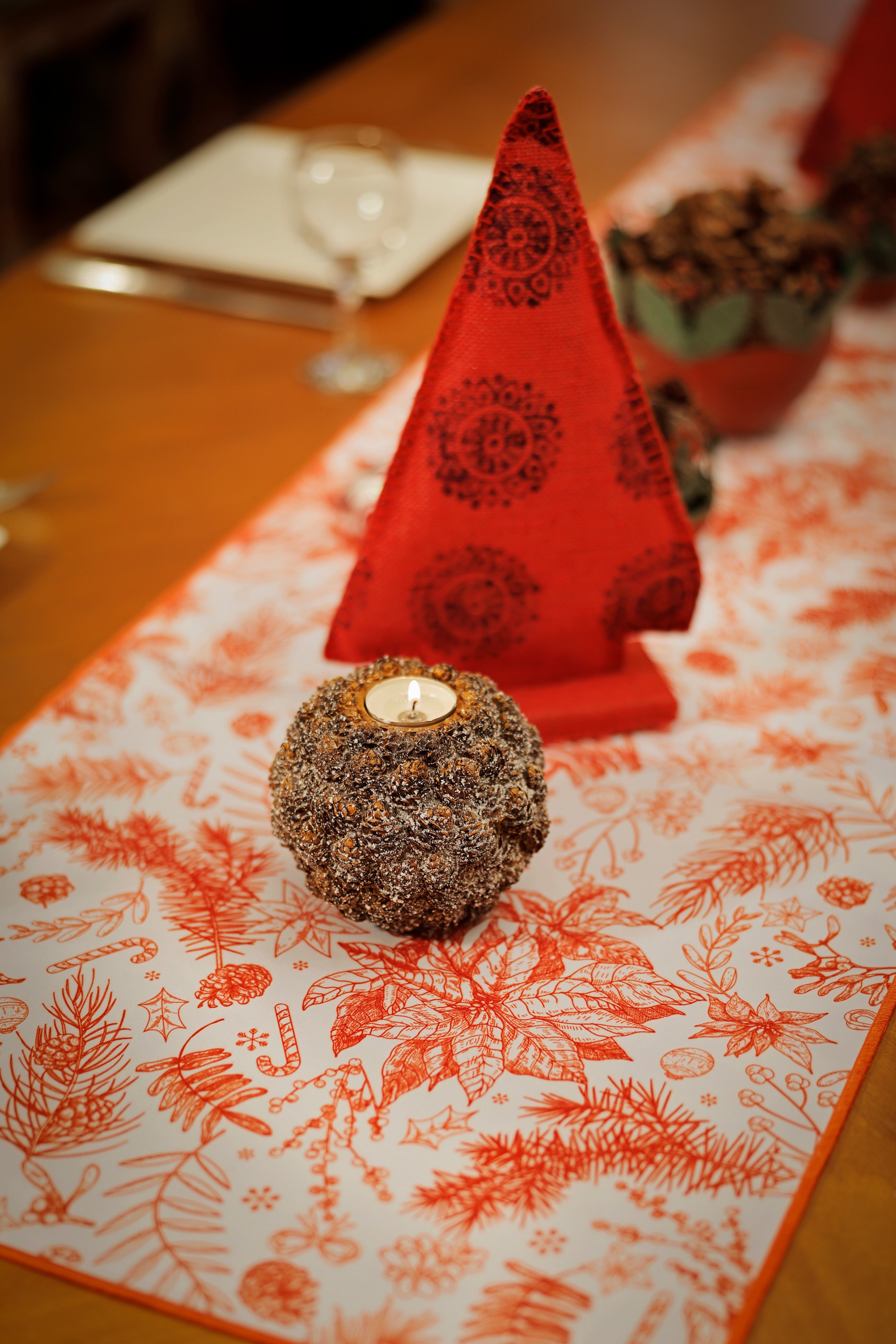 KM Home Collection-Yılbaşı Temalı Turuncu Runner-Runner-2-Milagron.com