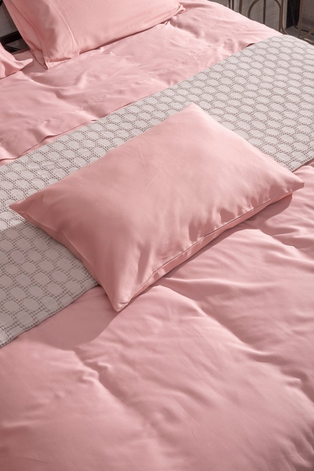 Kaay-Kaay Pamuk Saten Yastık Kılıfı Dahil Lastikli Çarşaf Seti 160x200 Çift Kişilik Pembe-Nevresim Takımı-1-Milagron.com