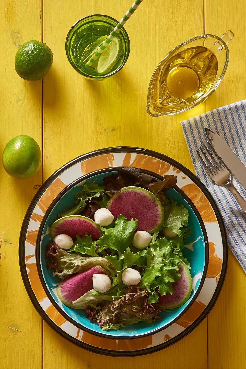 A Little Color Salad Bowl - 3