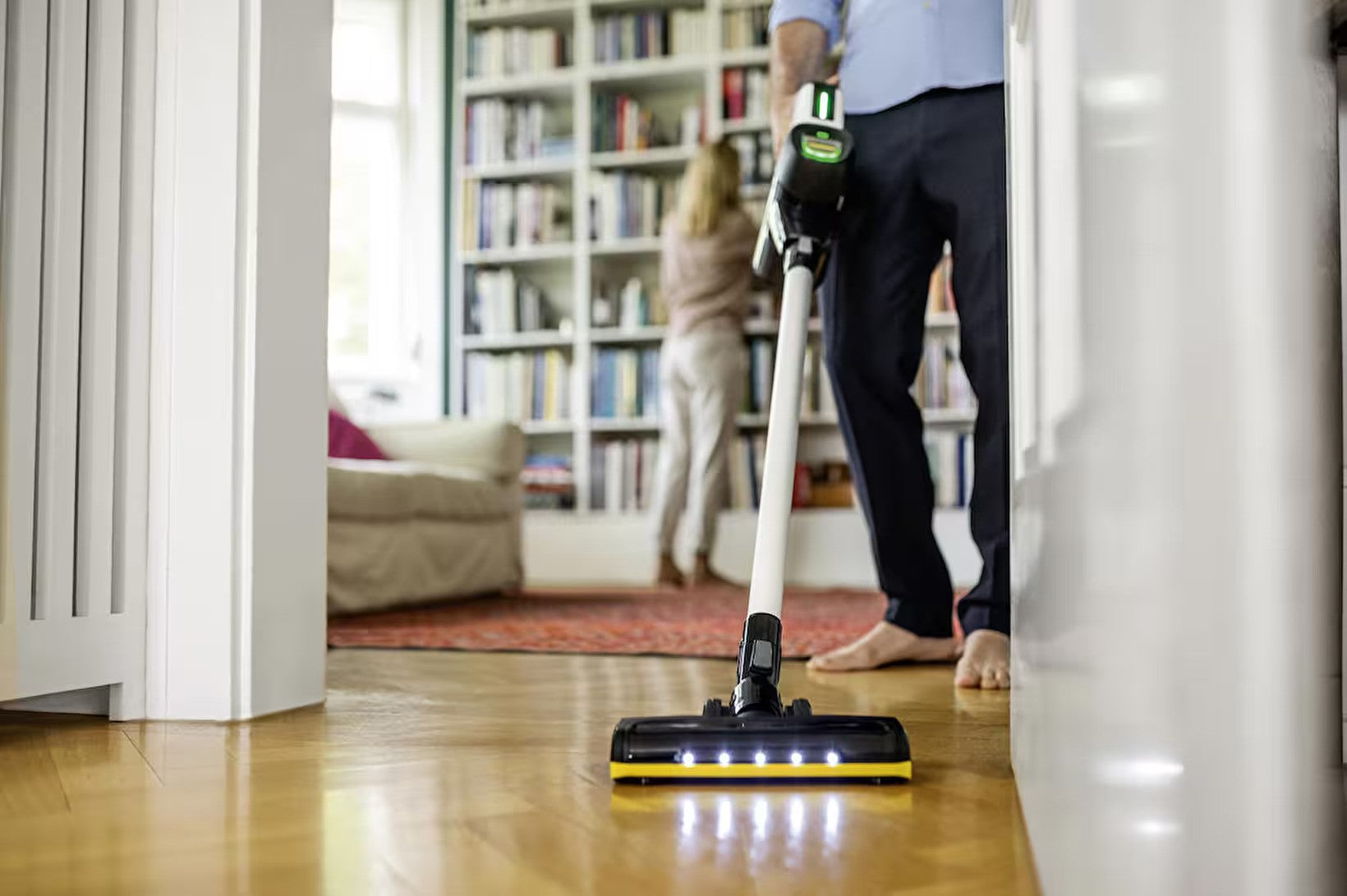 Karcher VC 7 Cordless YourMax EU Şarjlı Dikey Süpürge Beyaz