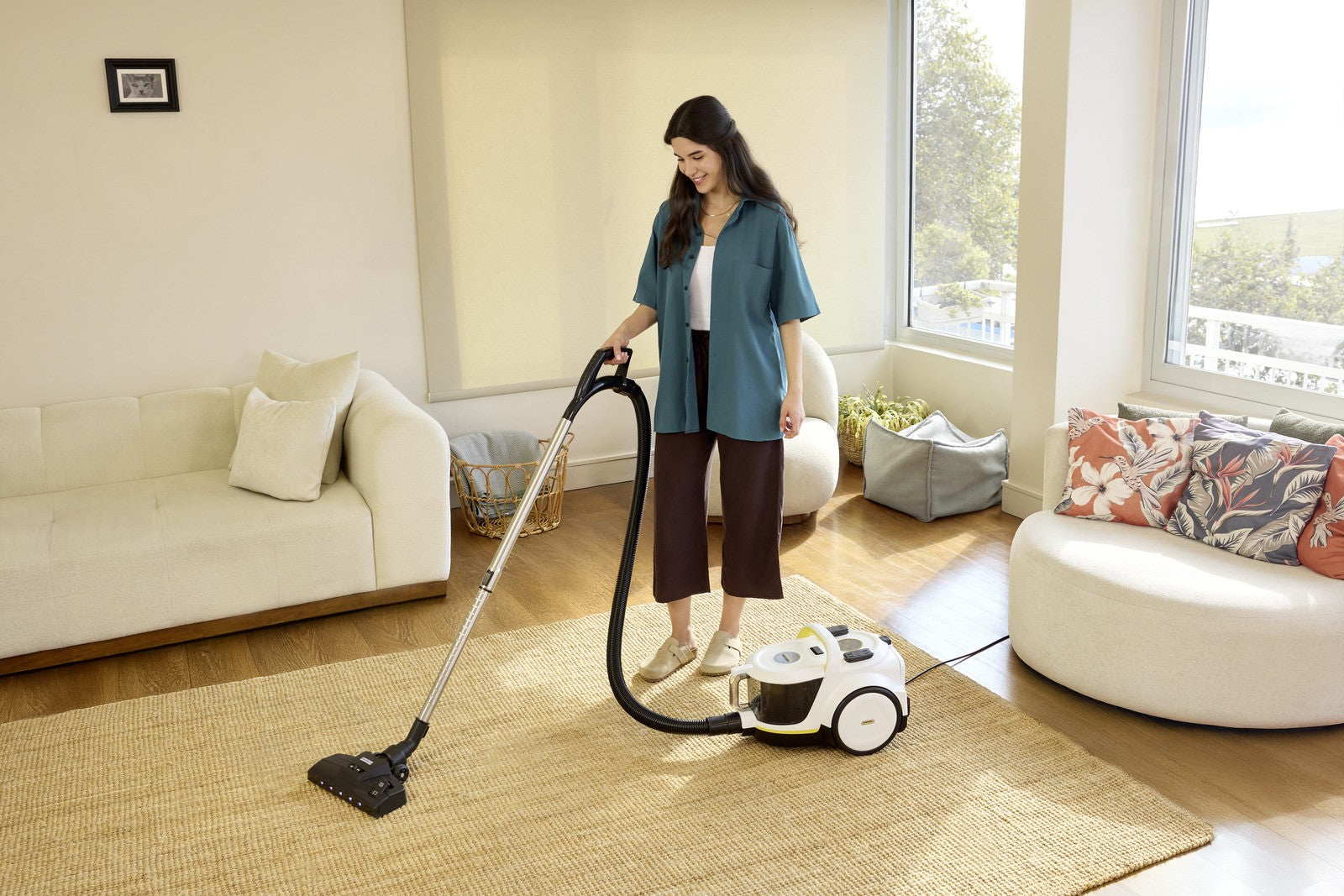Karcher VCC 6 Cyclonex Dualcontrol BW 800 W Toz Torbasız Elektrikli Süpürge