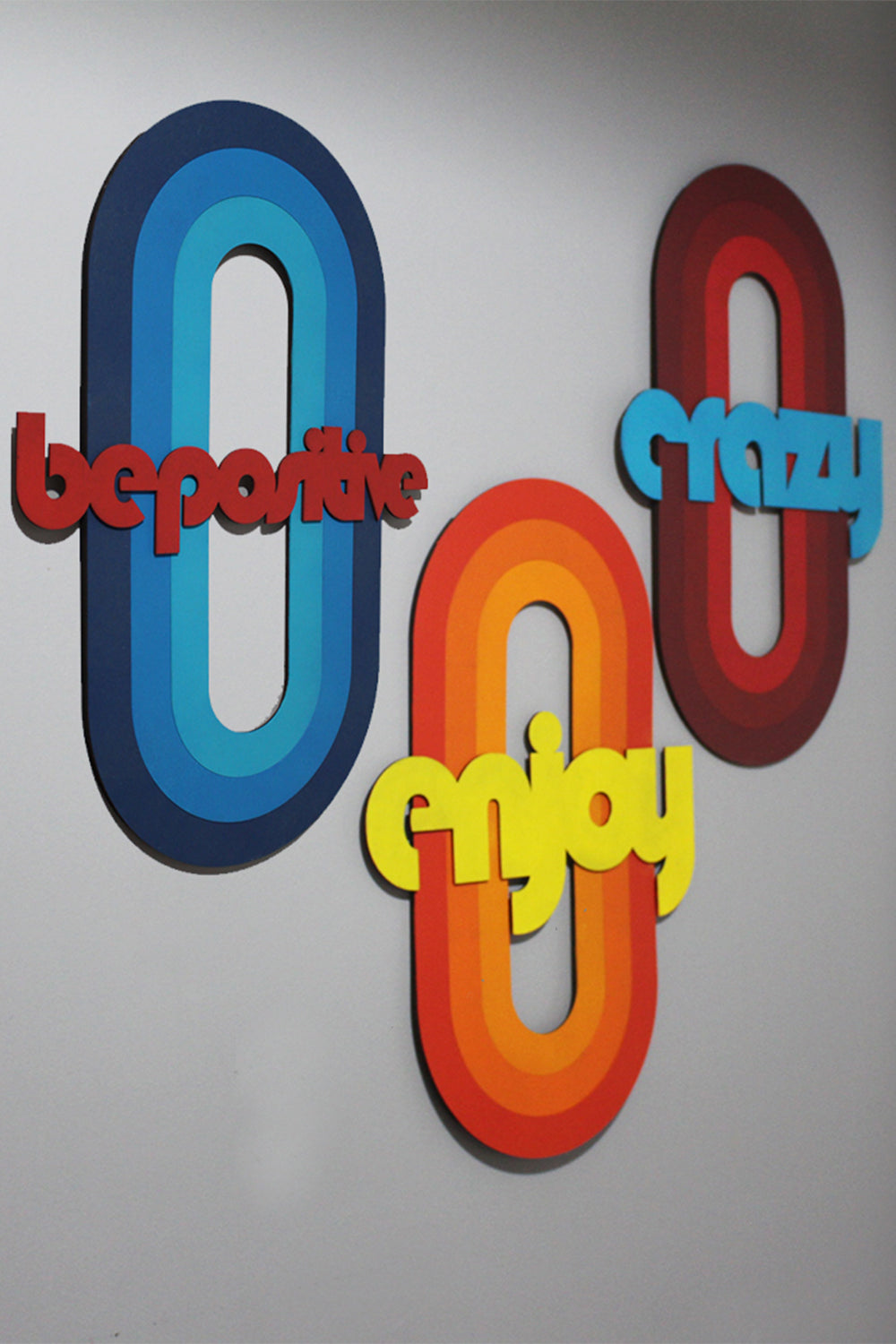 Karo Design-Enjoy-crazy-bepositive Duvar Dekorasyonu 3'lü Set-Duvar Dekorları-1-Milagron.com