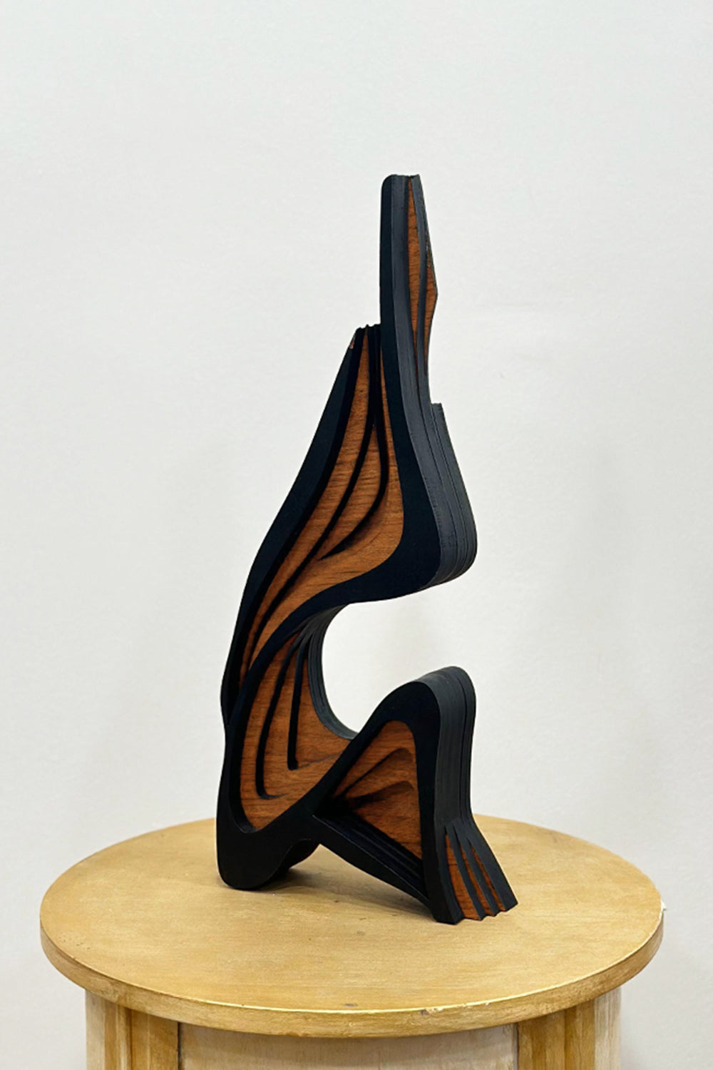 Karo Design-Secde Ahşap Figür Dekorasyonu-Biblo-2-Milagron.com