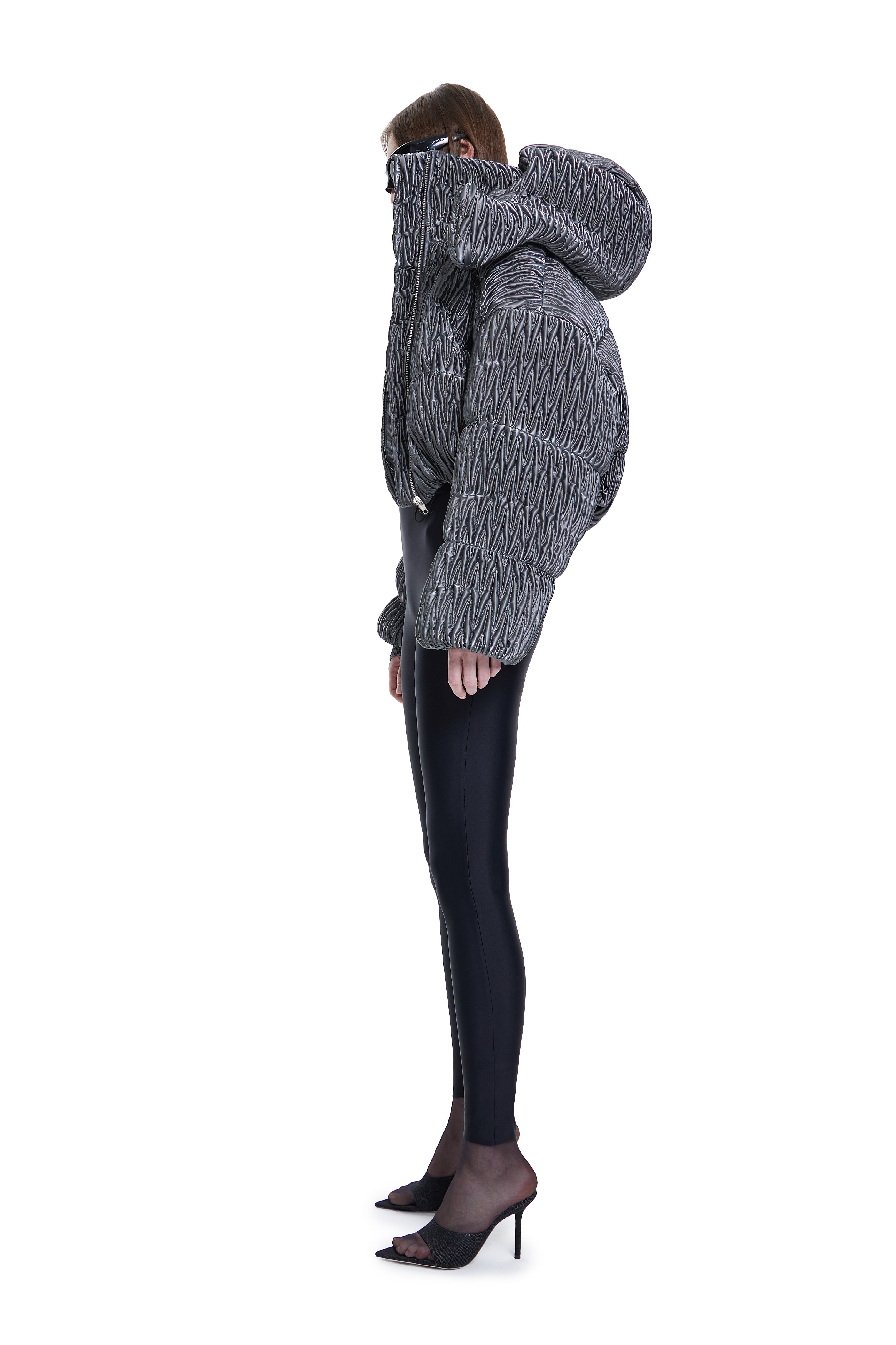 Khéla The Label-Khelan Puffer Jacket In Gray-Mont-6-Milagron.com