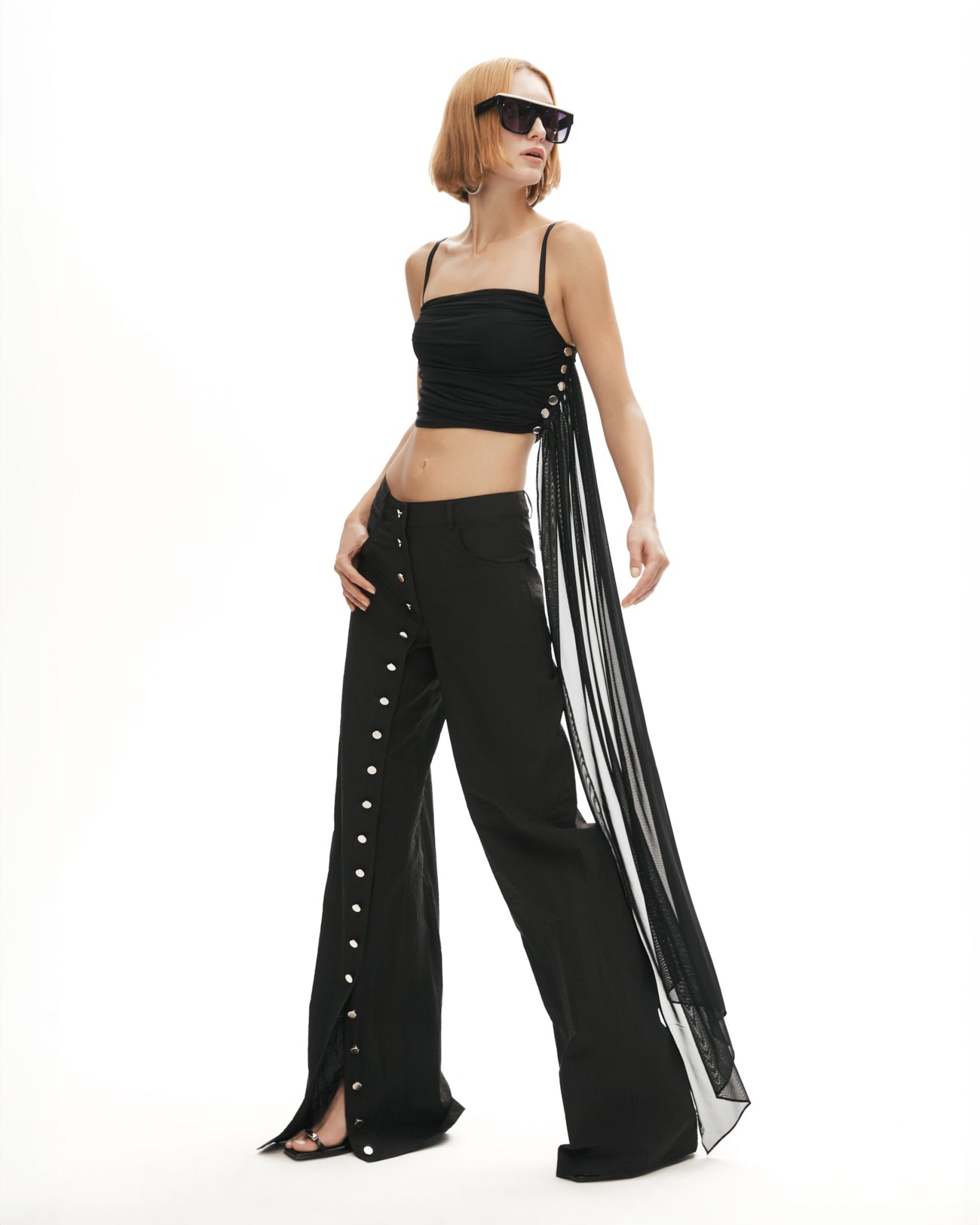 Khéla The Label-Magnet Of Scandal Pants In Black-Pantolon-1-Milagron.com