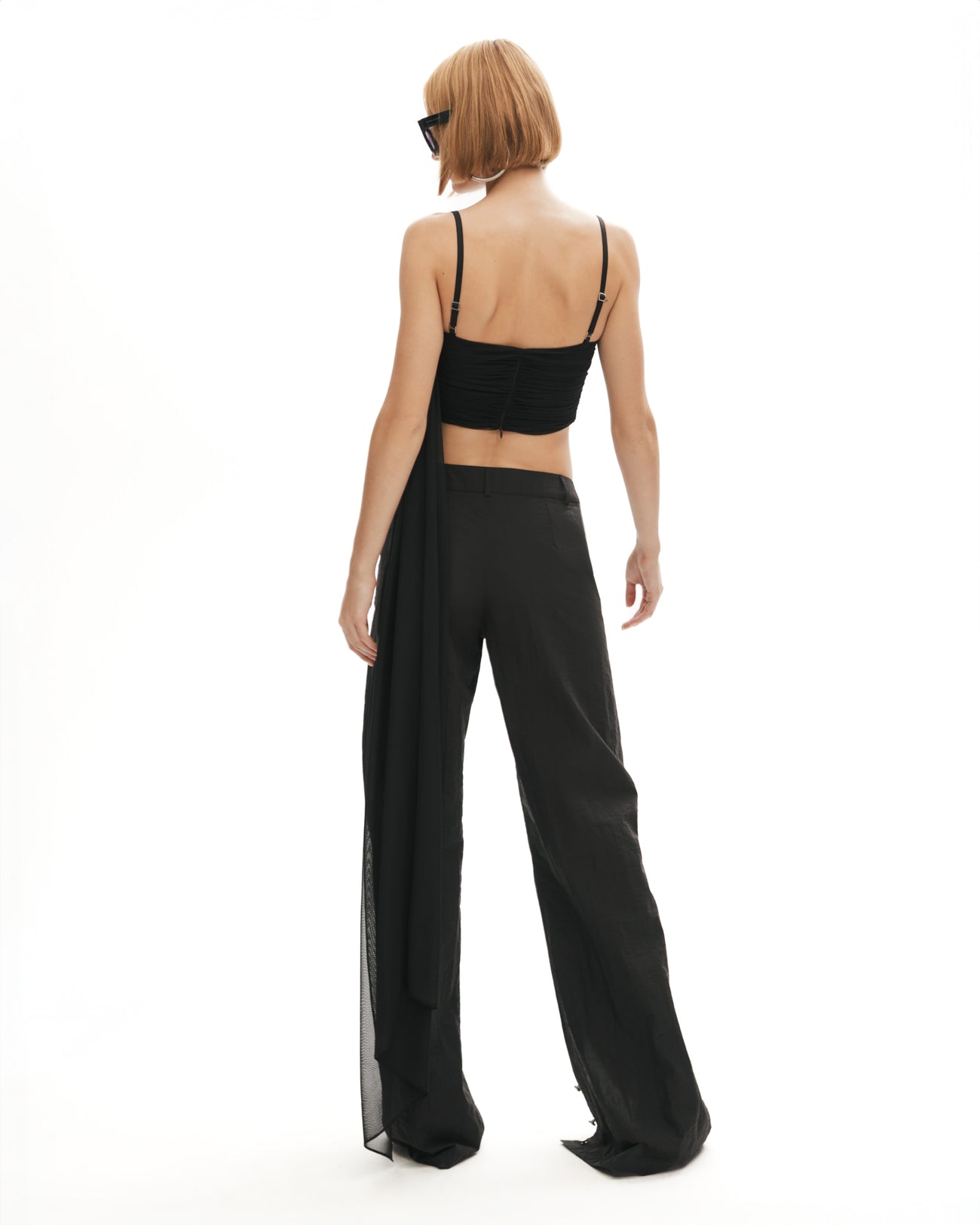Khéla The Label-Magnet Of Scandal Pants In Black-Pantolon-4-Milagron.com