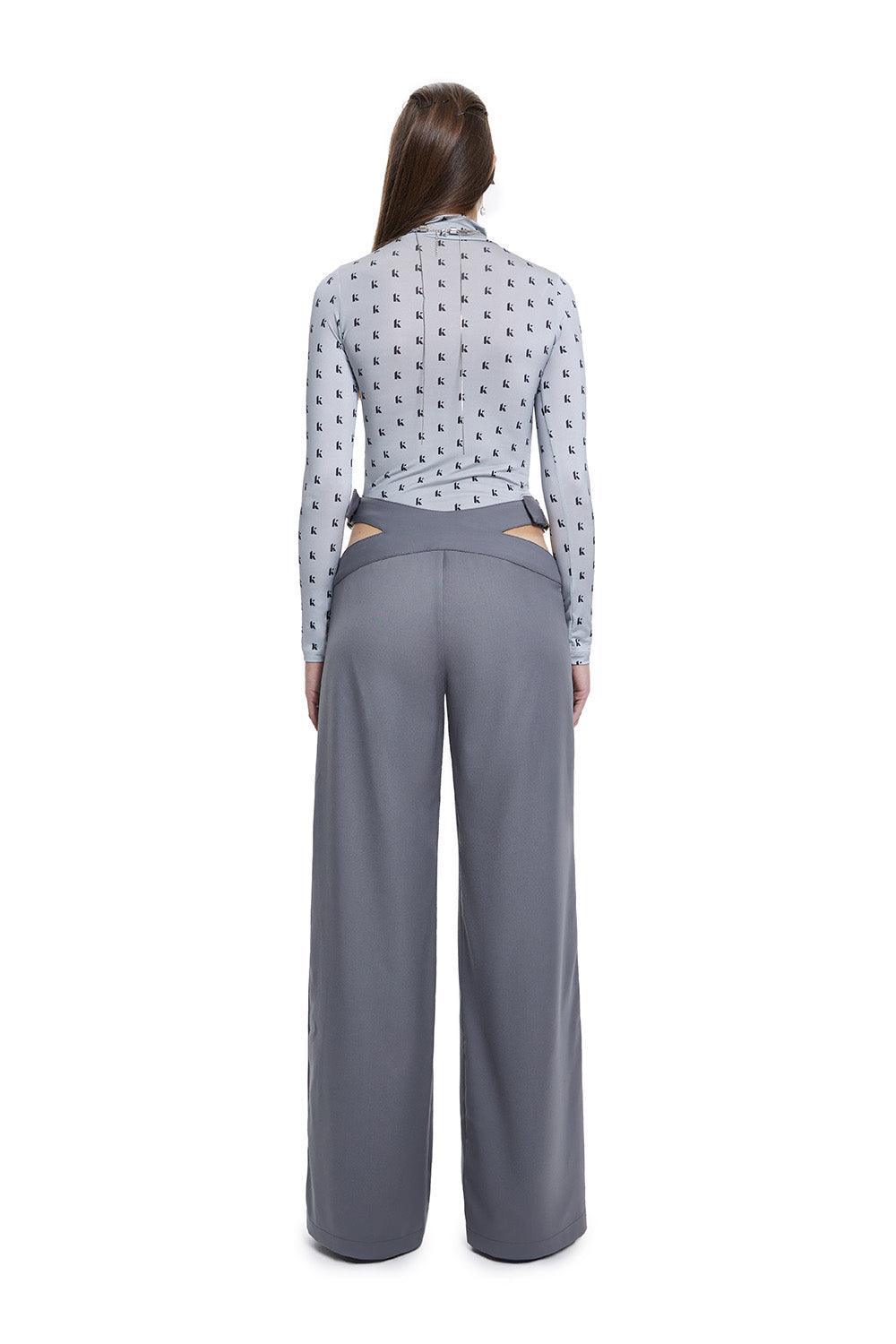 Khéla The Label-Sidekick Pants In Gray-Pantolon-4-Milagron.com