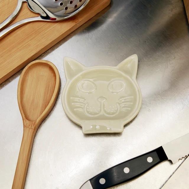 Kikkerland-Seramik Kedi Kaşıklık-Mutfak Gereçleri-4-Milagron.com