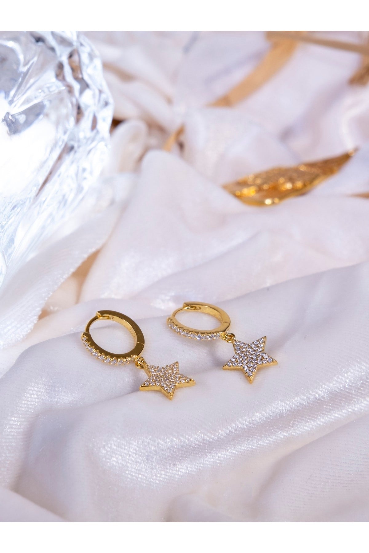 Kimolos-925 Ayar Gümüş Zirkon Taşlı Gold Renk Yıldız Küpe-Küpe-4-Milagron.com