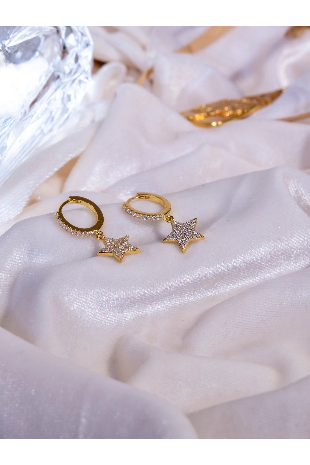 Kimolos-925 Ayar Gümüş Zirkon Taşlı Gold Renk Yıldız Küpe-Küpe-5-Milagron.com