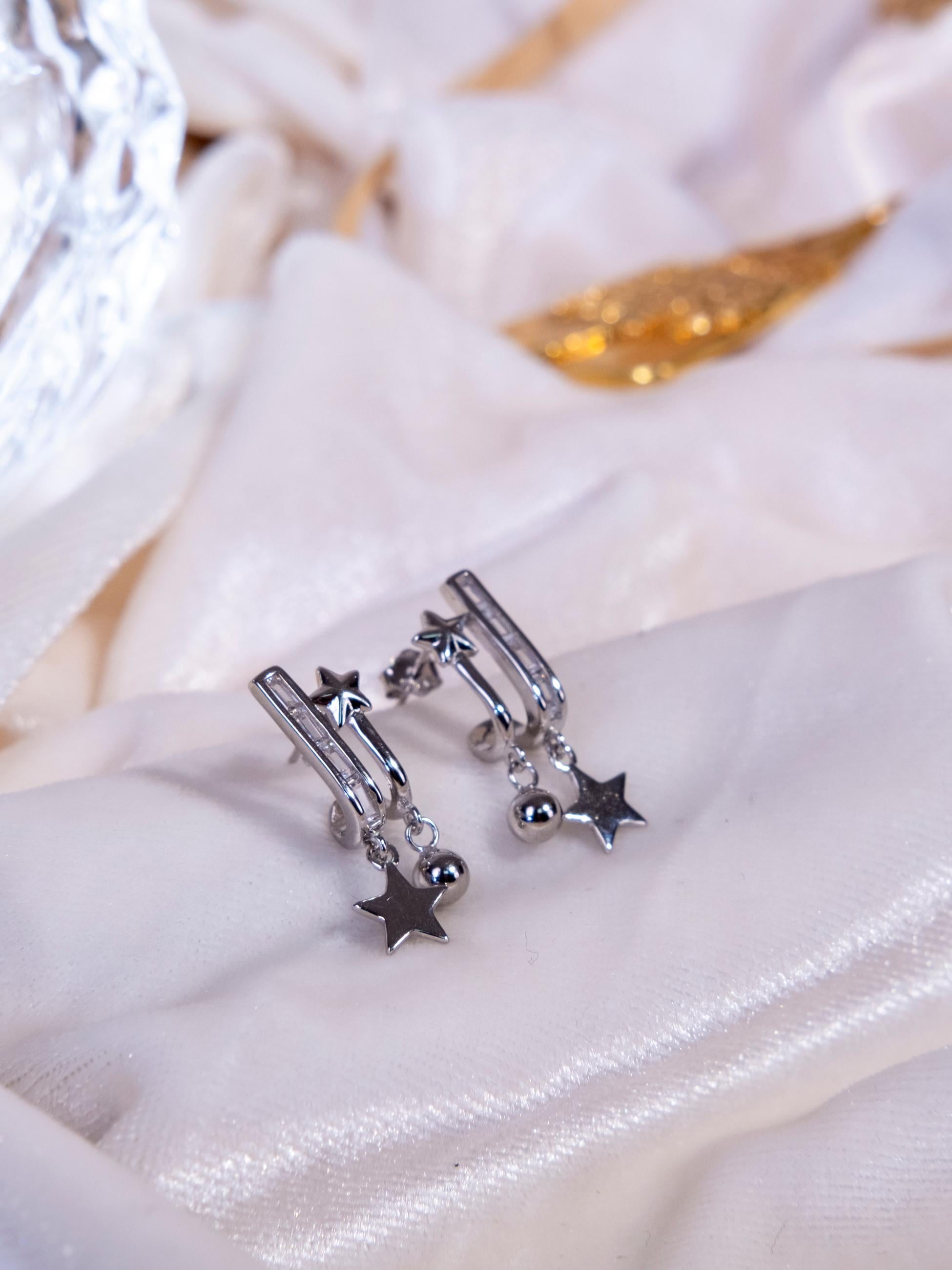 Kimolos-Best Wishes 925 Ayar Gümüş Yıldız Küpe-Küpe-3-Milagron.com