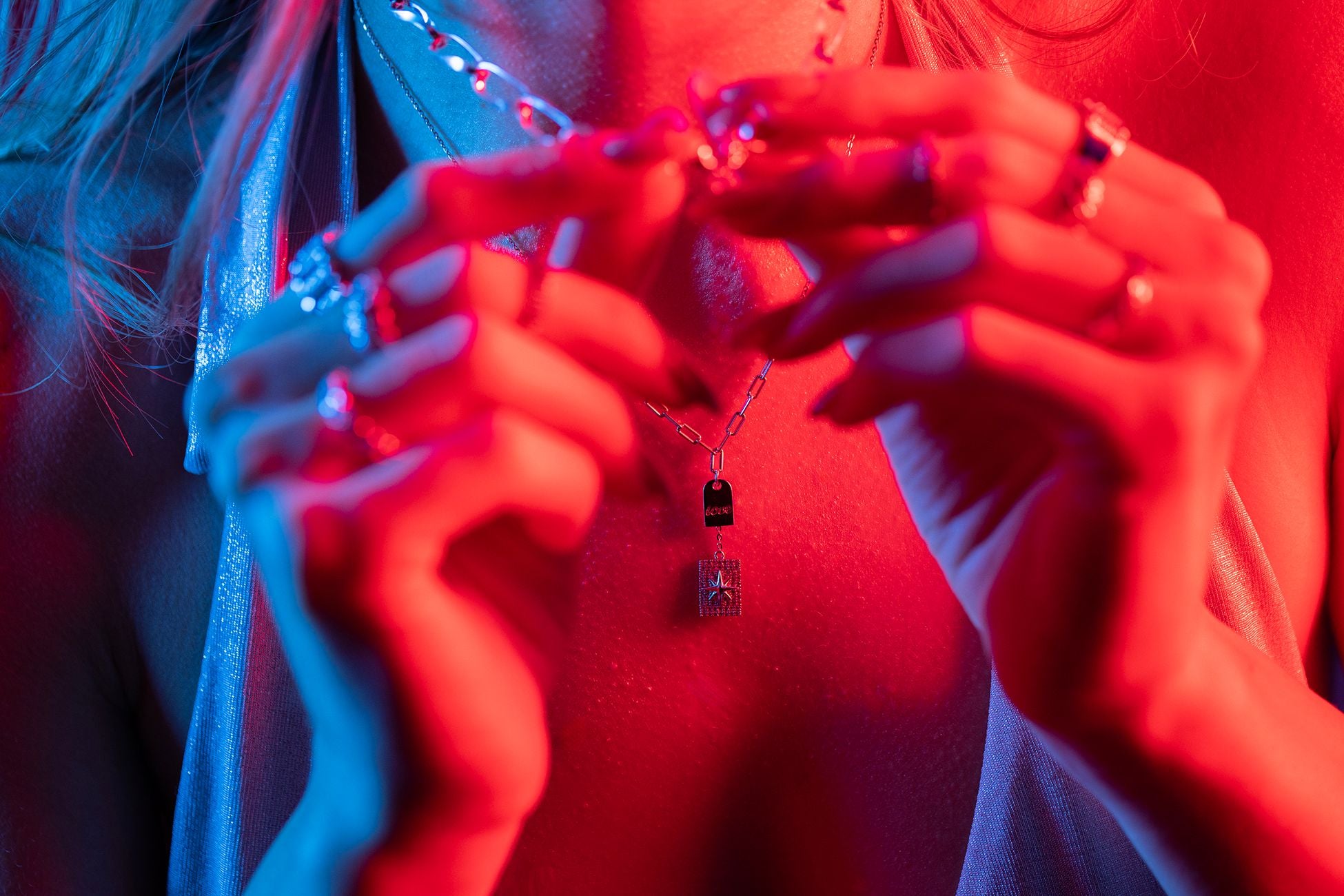 Kimolos-Love 925 Ayar Gümüş Zirkon Taşlı Kare Love Kolye-Kolye-2-Milagron.com