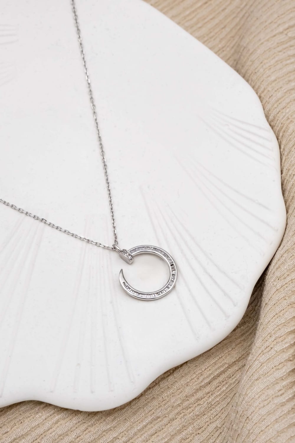 Kimolos-Rome 925 Ayar Gümüş Baget Taşlı Kolye-Kolye-3-Milagron.com