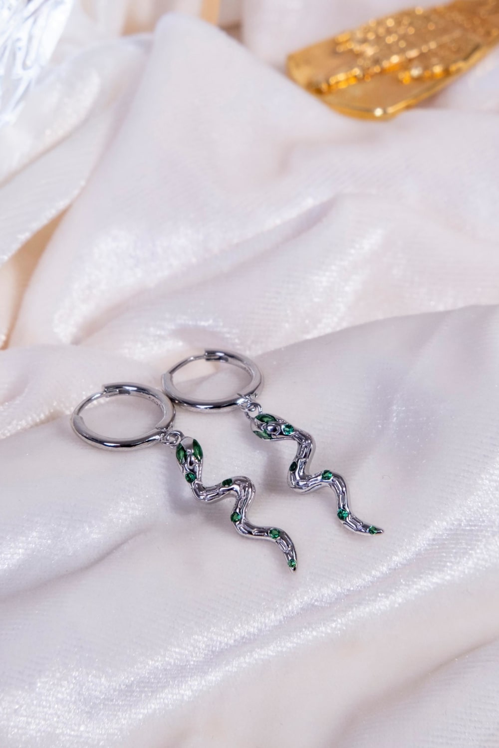 Kimolos-Viper's Kiss 925 Ayar Gümüş Yeşil Zirkon Taşlı Yılan Küpe-Küpe-4-Milagron.com