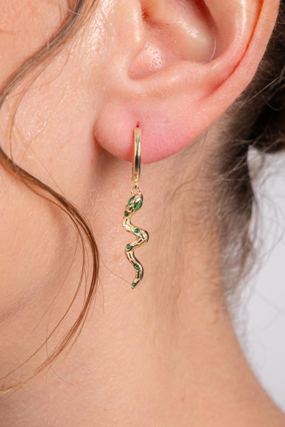 Kimolos-Viper's Kiss 925 Ayar Gümüş Yeşil Zirkon Taşlı Yılan Küpe-Küpe-5-Milagron.com