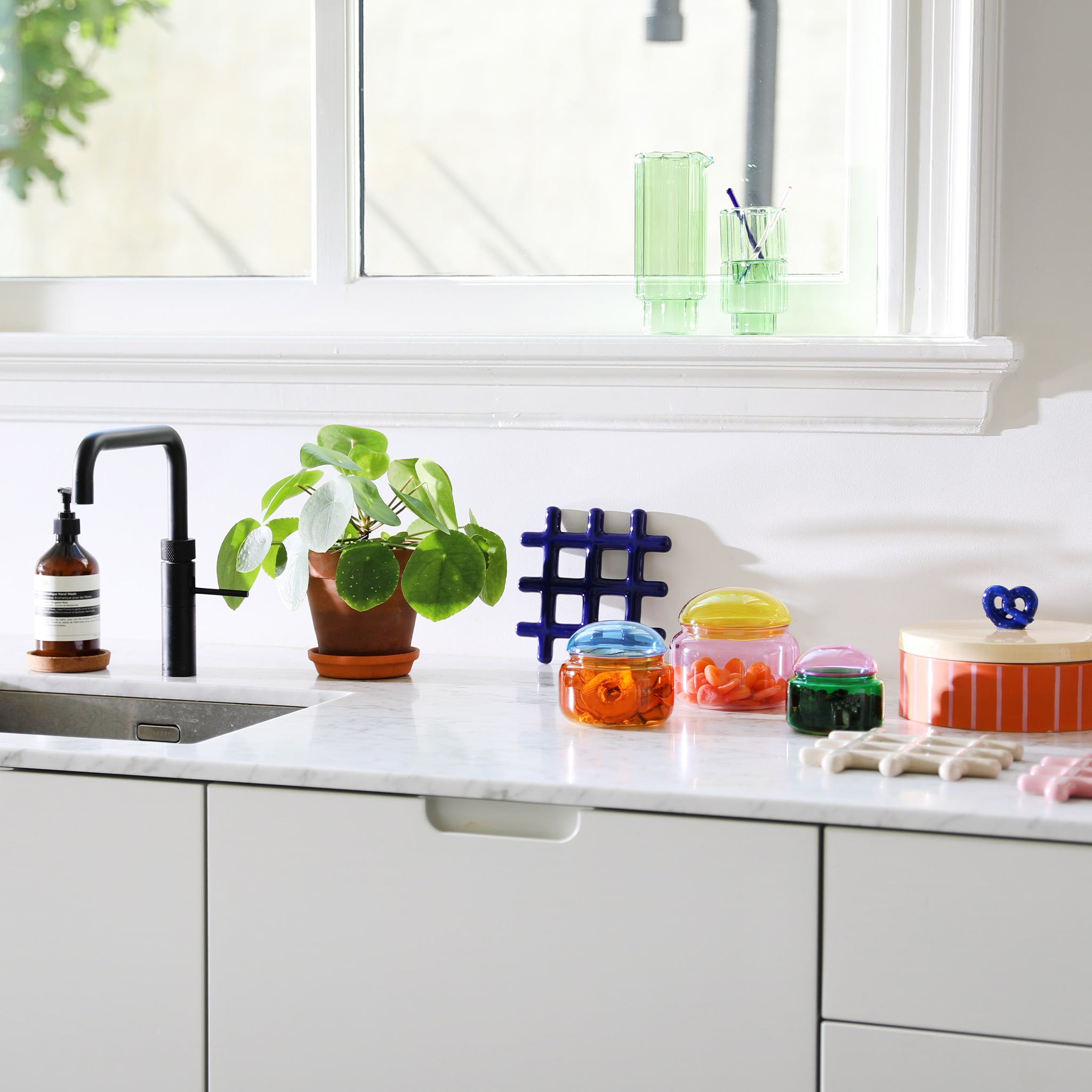 &Klevering-Izgara Figürlü Mavi Nihale-Nihale-3-Milagron.com