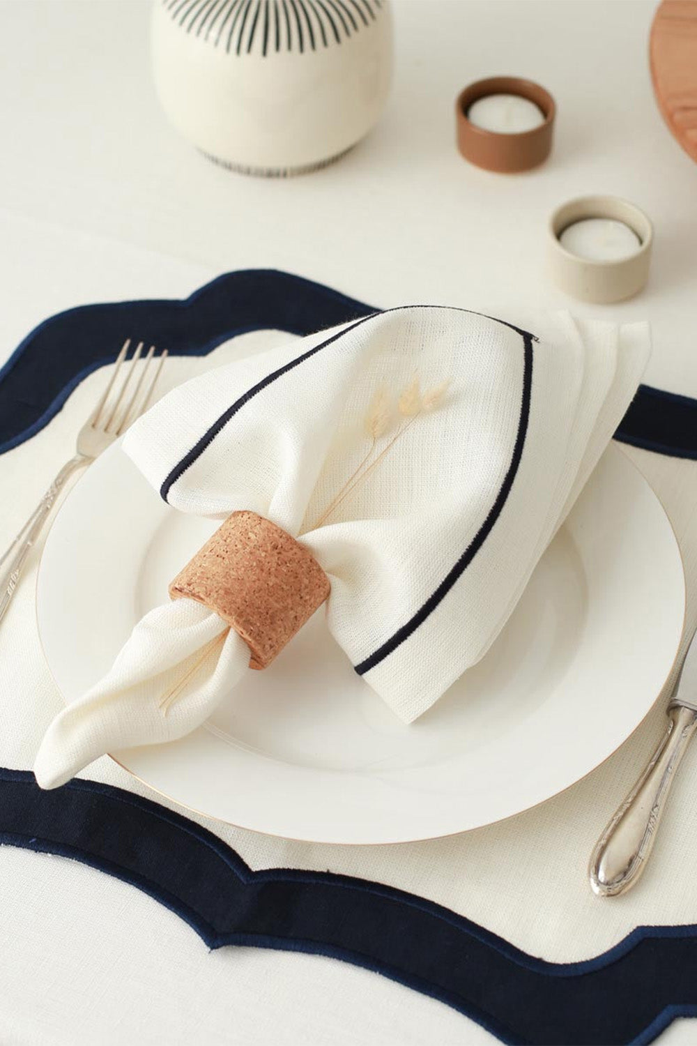 Km Home Collection-2'li Set Lacivert Şeritli Keten Peçete-Peçete-2-Milagron.com