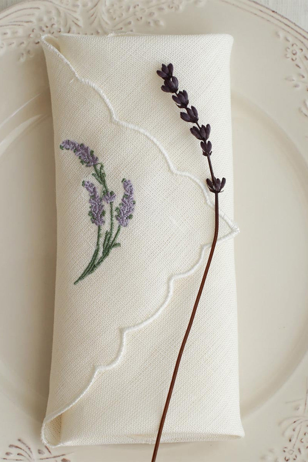 Km Home Collection-2'li Set Lavanta İşlemeli Keten Amerikan Servis-Sunum Aksesuarları-4-Milagron.com