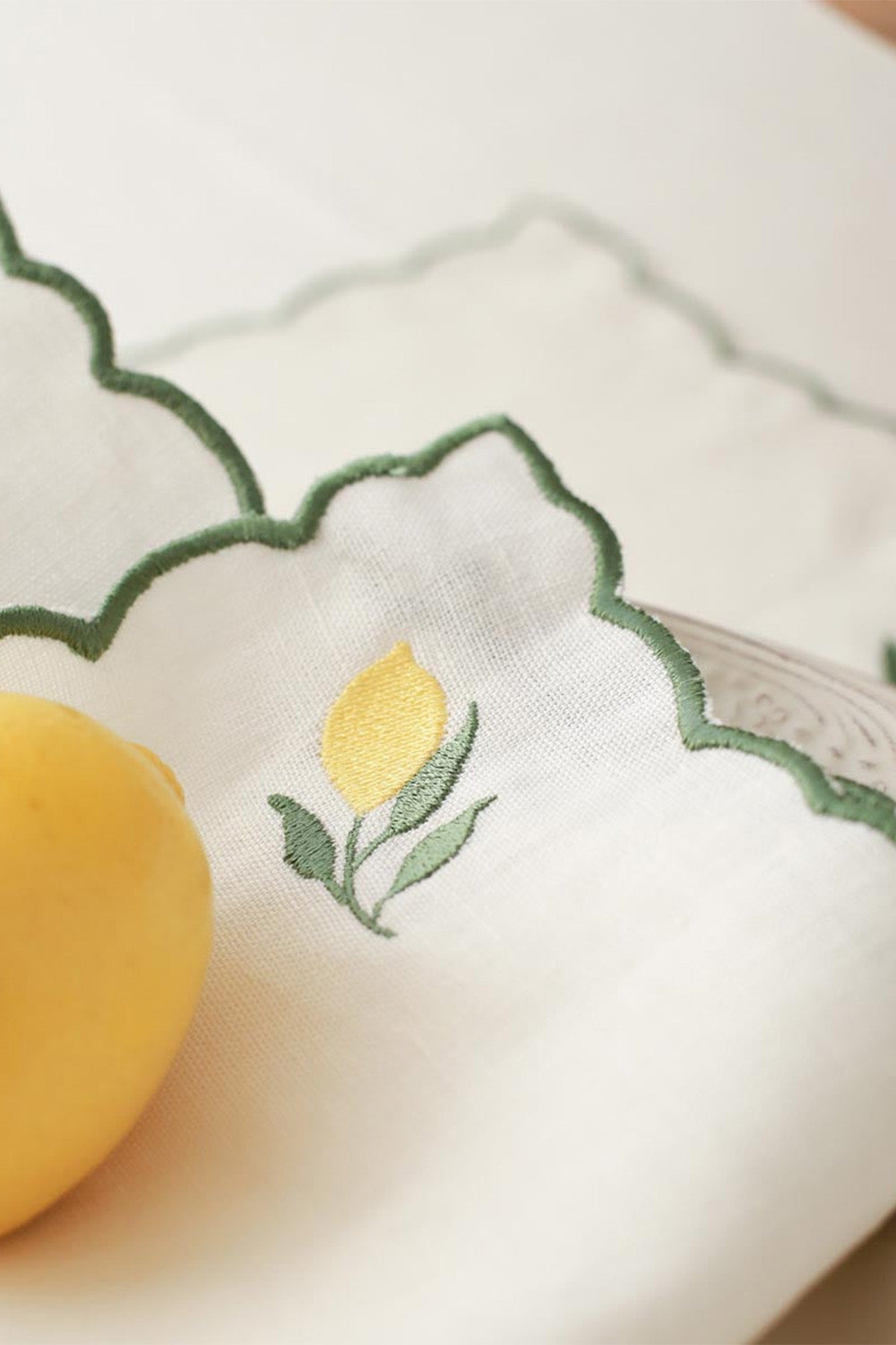 Km Home Collection-2'li Set Limon İşlemeli Keten Amerikan Servis-Sunum Aksesuarları-2-Milagron.com