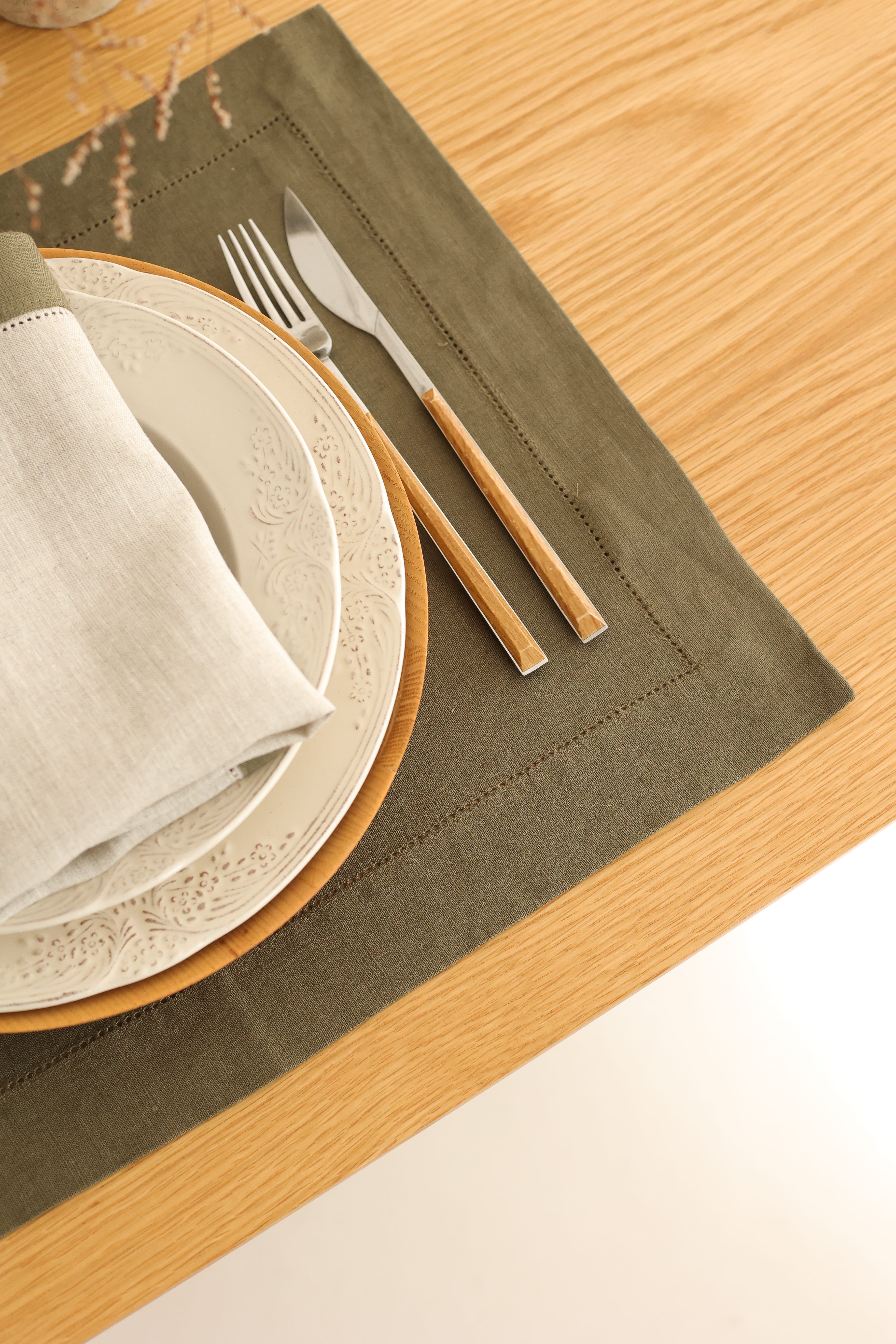 Km Home Collection-2'li Set Yeşil Keten Amerikan Servis-Sunum Aksesuarları-3-Milagron.com