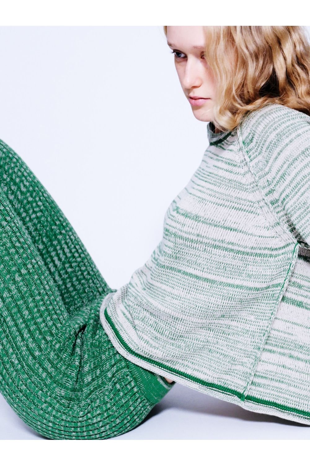 Knitly Studio-Evergreen Crop Triko Kazak-Kazak & Triko-3-Milagron.com