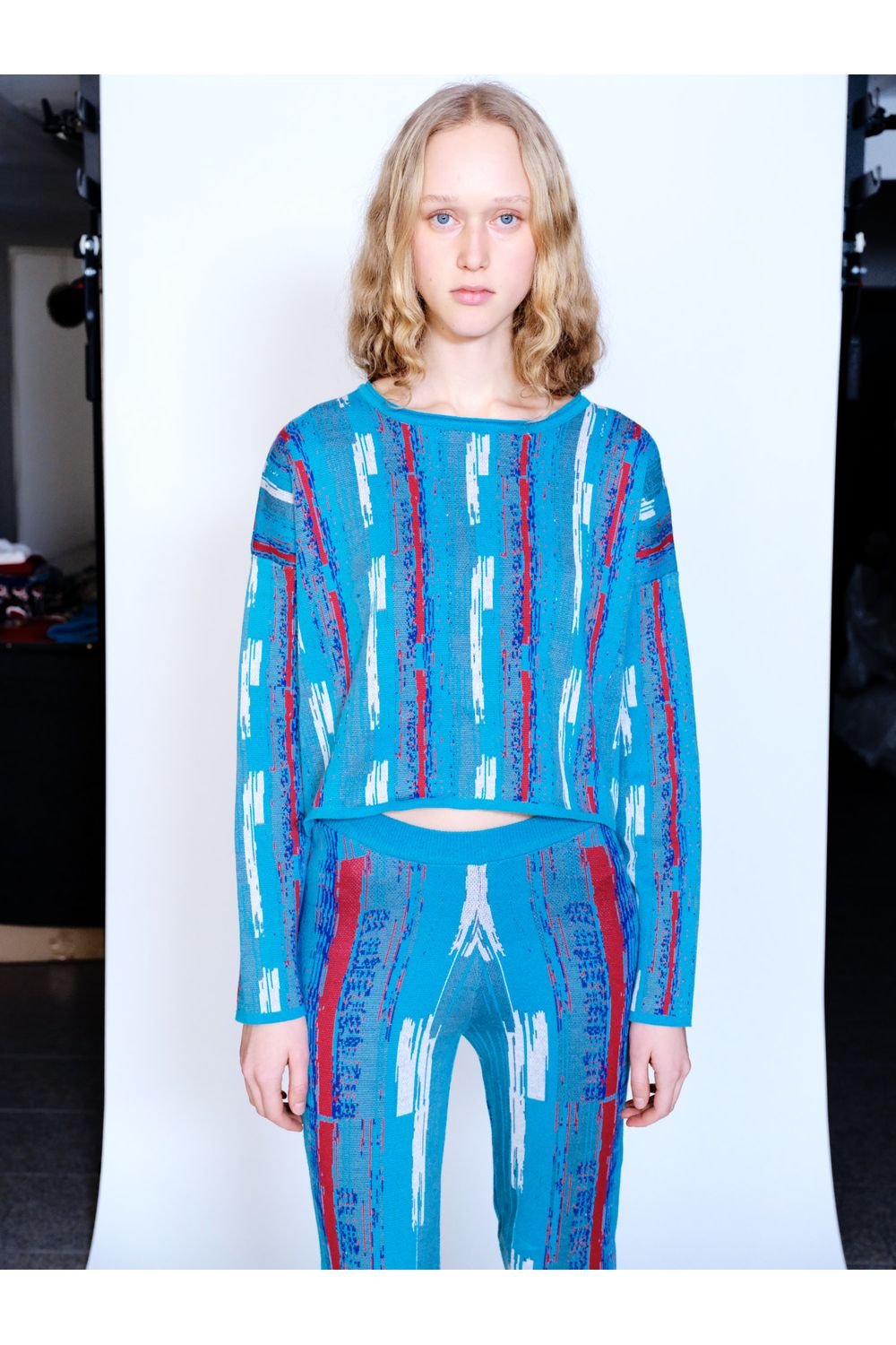 Knitly Studio-Paint Crop Triko Kazak-Kazak & Triko-1-Milagron.com