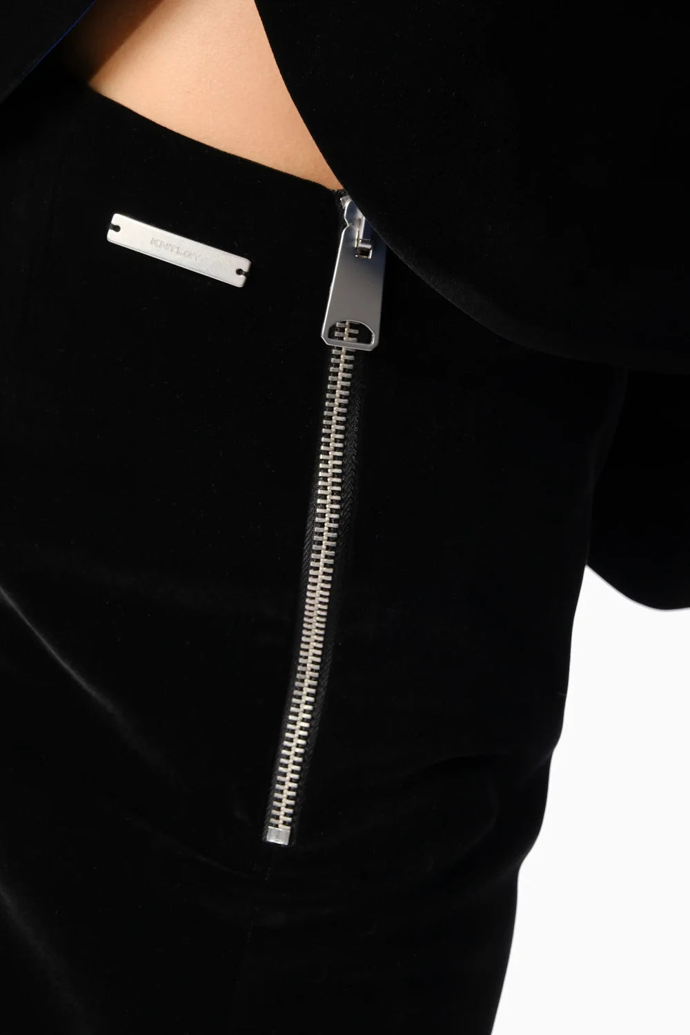 Kntlgy-Kadife Fermuarlı Etek-Etek-5-Milagron.com