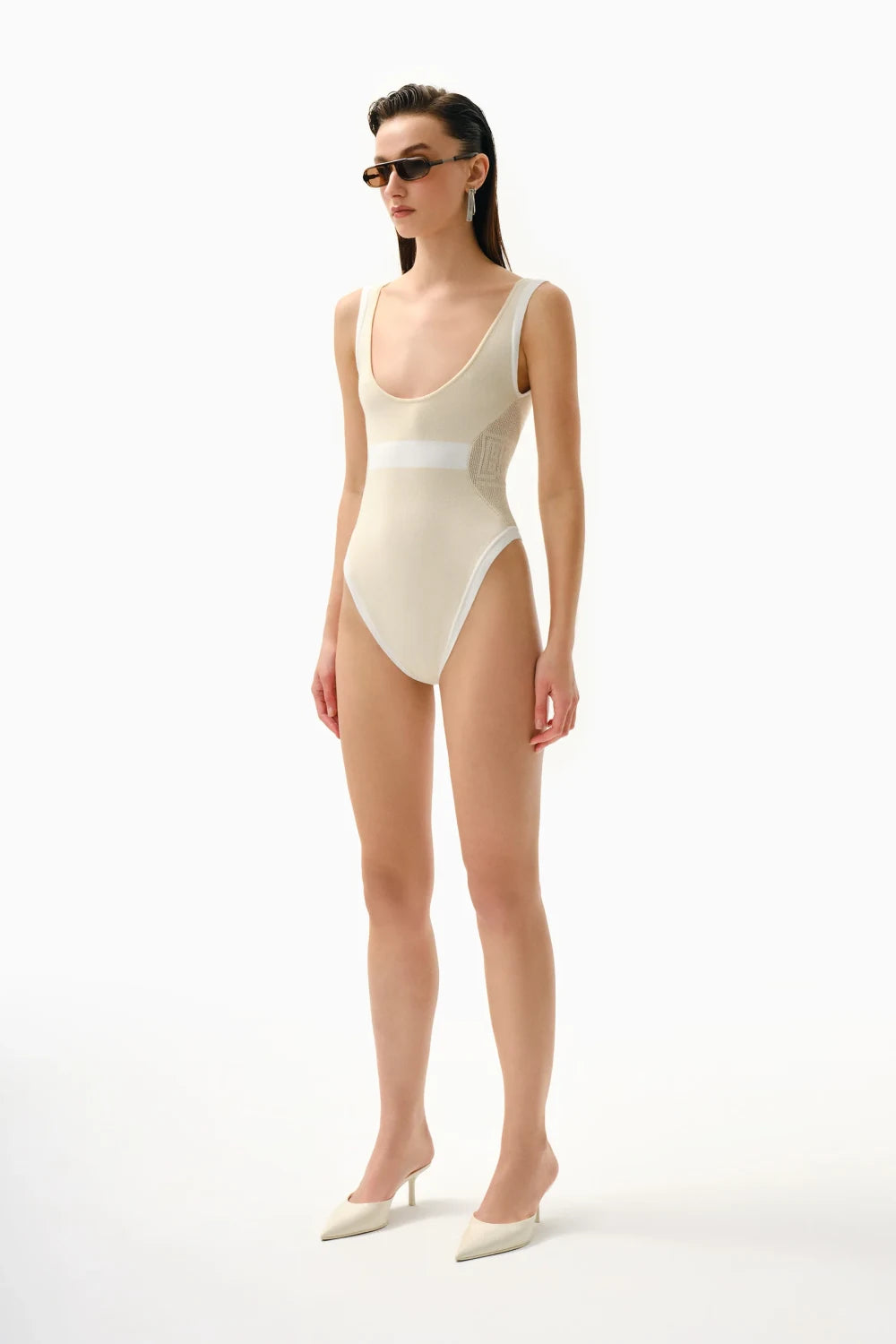 Kntlgy-Kontrast Logo Dikişli Bej Örme Body-Bodysuit-2-Milagron.com
