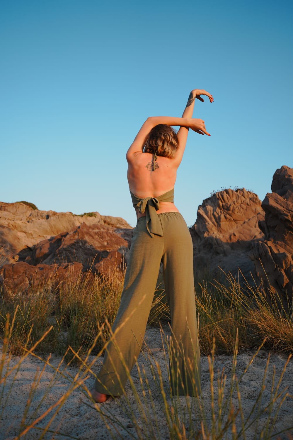 Koi People-%100 Keten Bağlamalı Crop Bluz-Crop Top-2-Milagron.com