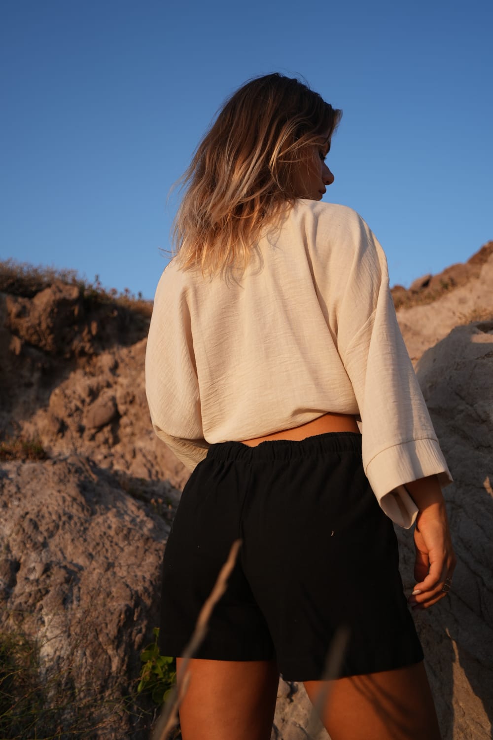 Koi People-%100 Keten Şort-Şort-2-Milagron.com