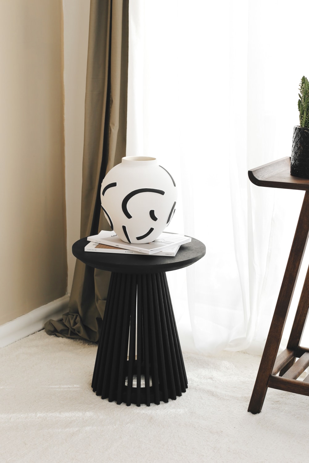 Kos Living-Cage Meşe Yan Sehpa Black-Sehpa-1-Milagron.com