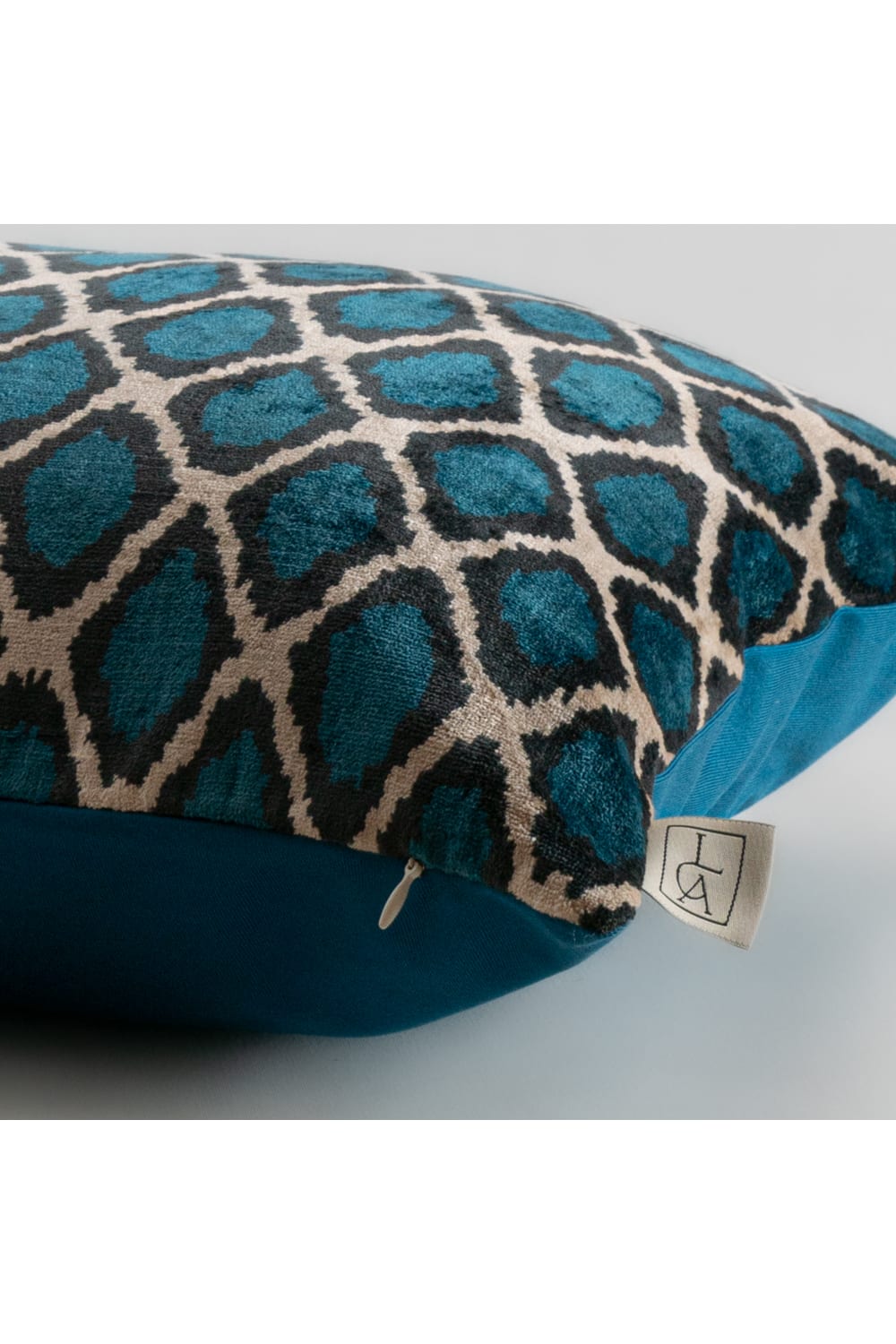 La Casa Antica-İpek Kadife İkat Yastık Kılıfı (40x60cm)-Yastık Kılıfı-2-Milagron.com