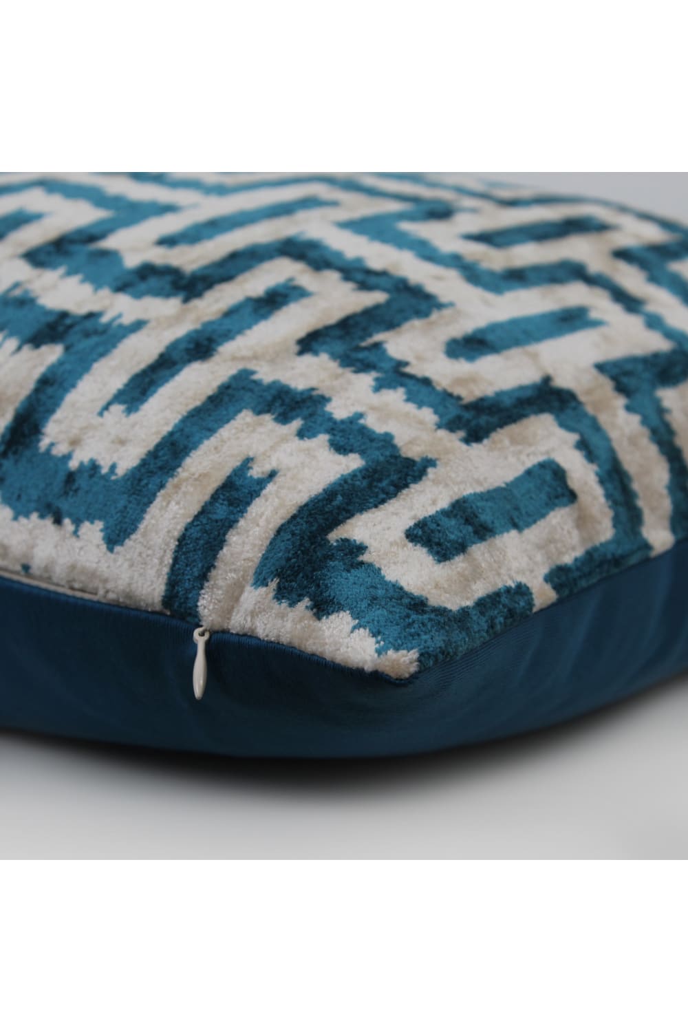 La Casa Antica-İpek Kadife İkat Yastık Kılıfı (40x60cm)-Yastık Kılıfı-2-Milagron.com