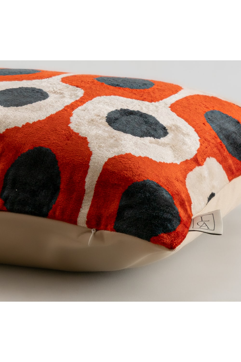 La Casa Antica-İpek Kadife İkat Yastık Kılıfı (40x60cm)-Yastık Kılıfı-2-Milagron.com