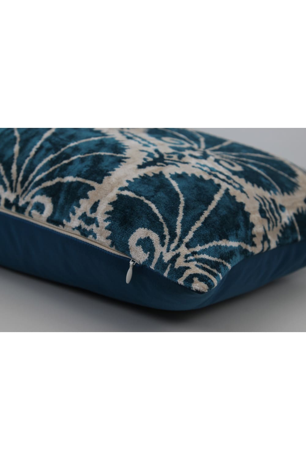 La Casa Antica-İpek Kadife İkat Yastık Kılıfı (40x60cm)-Yastık Kılıfı-3-Milagron.com