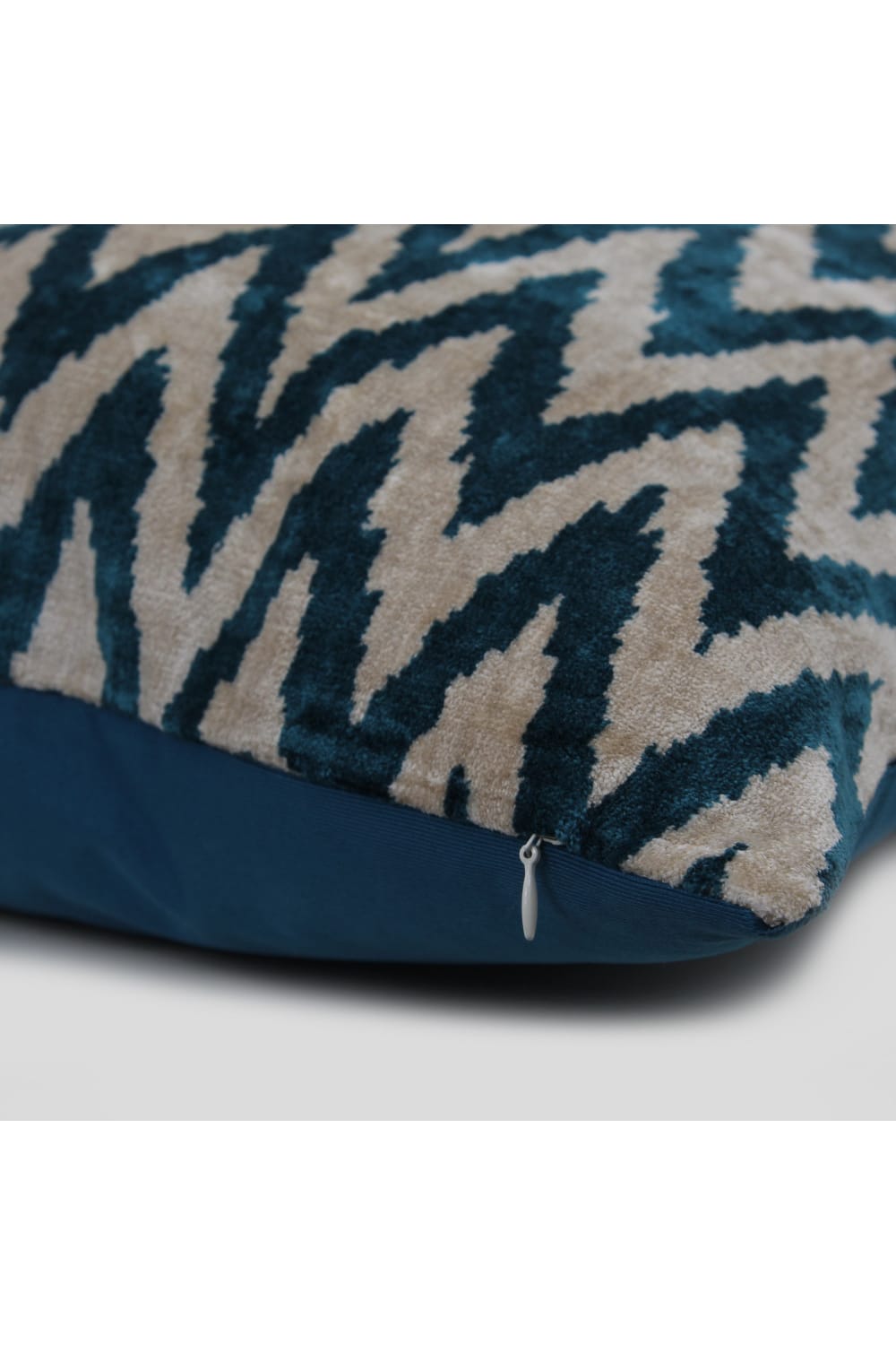 La Casa Antica-İpek Kadife İkat Yastık Kılıfı (50x50cm)-Yastık Kılıfı-2-Milagron.com